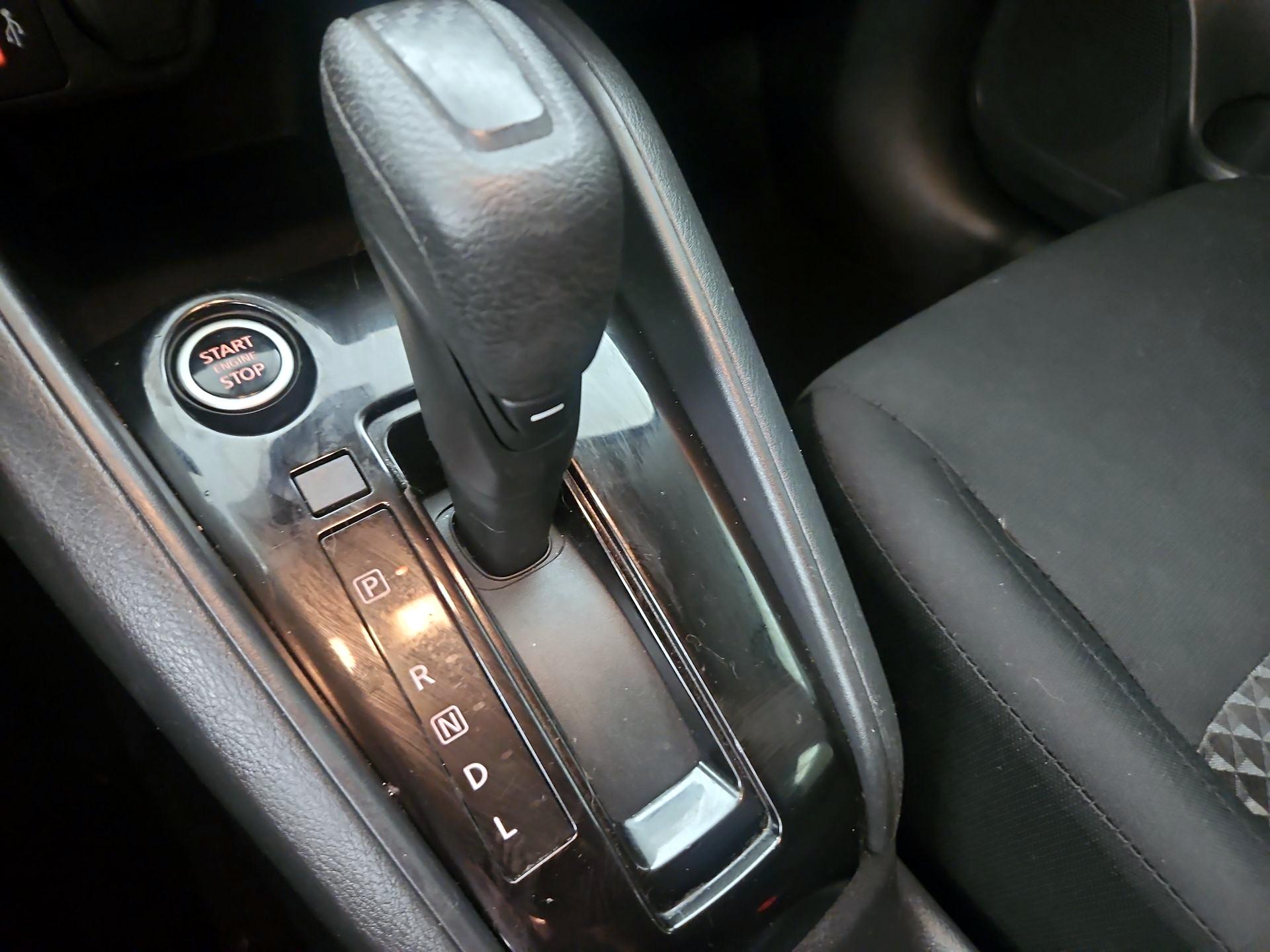 Thumbnail: 2021 Nissan Versa - 17
