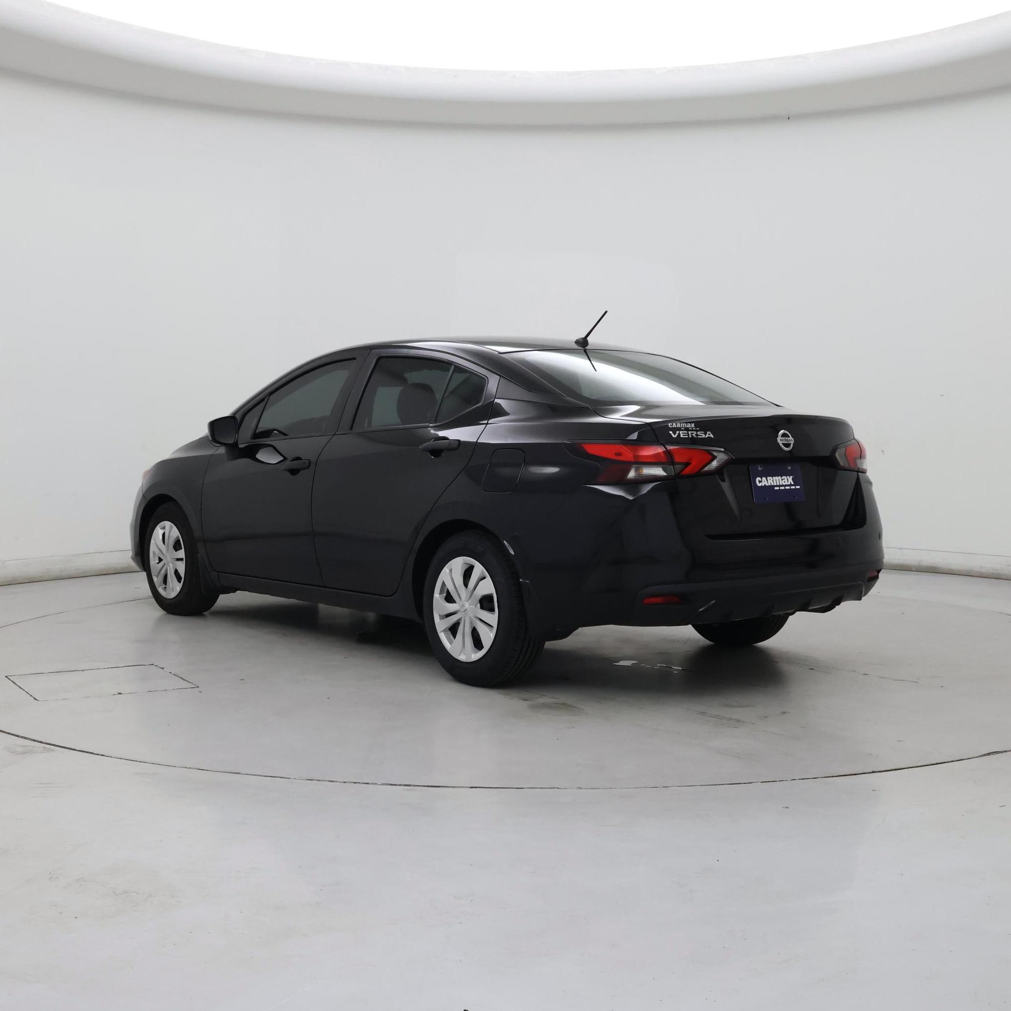 Thumbnail: 2021 Nissan Versa - 2