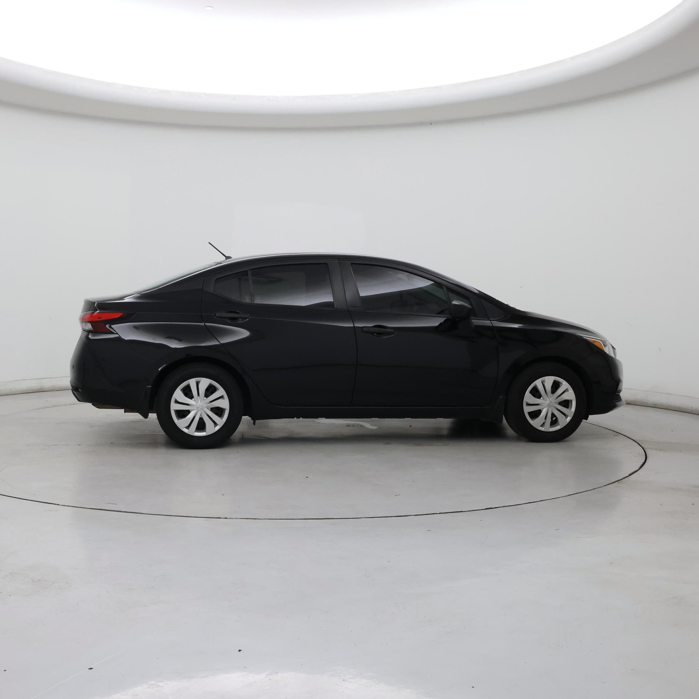 Thumbnail: 2021 Nissan Versa - 7