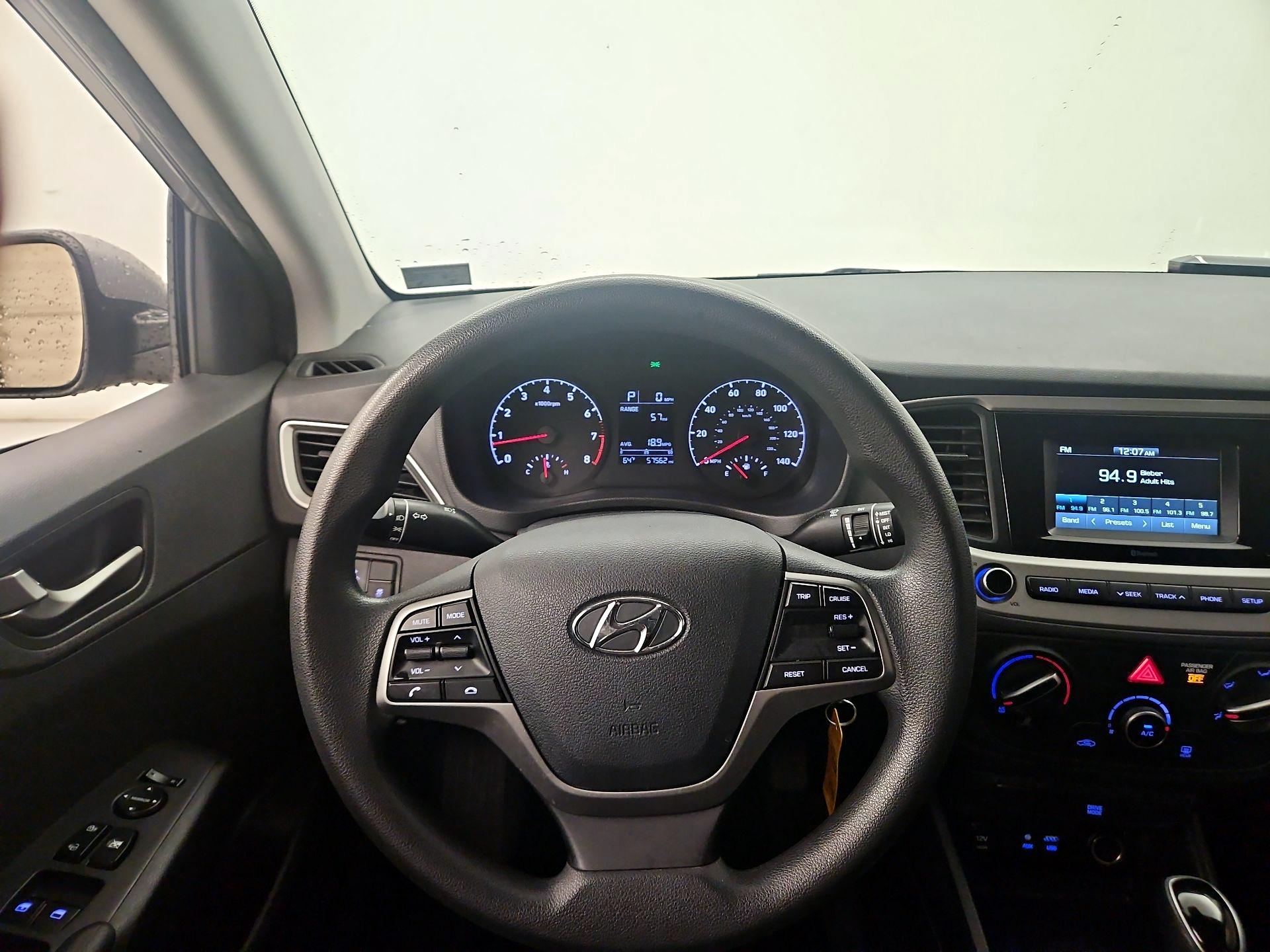 Thumbnail: 2021 Hyundai Accent - 10