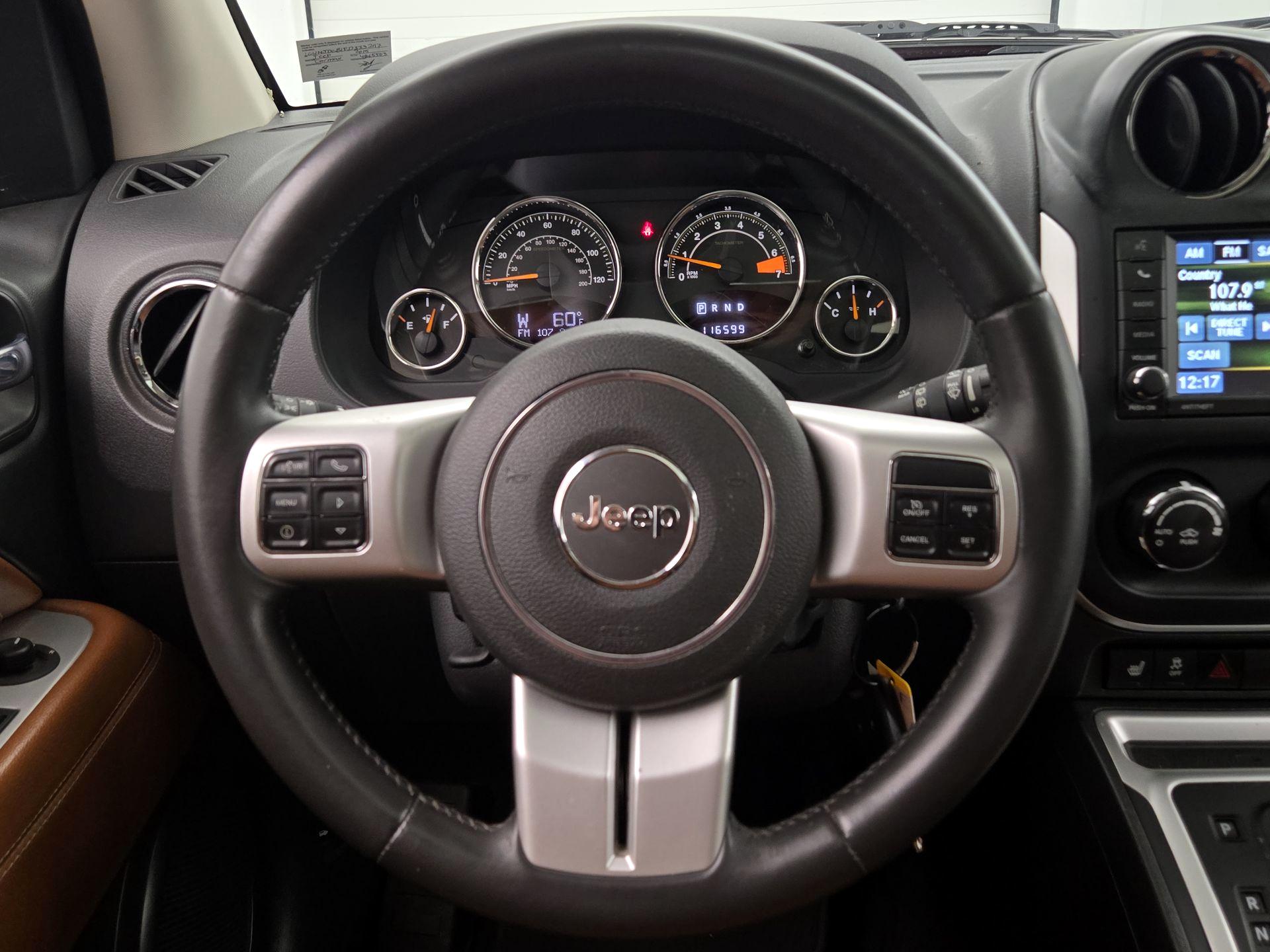 Thumbnail: 2015 Jeep Compass - 10