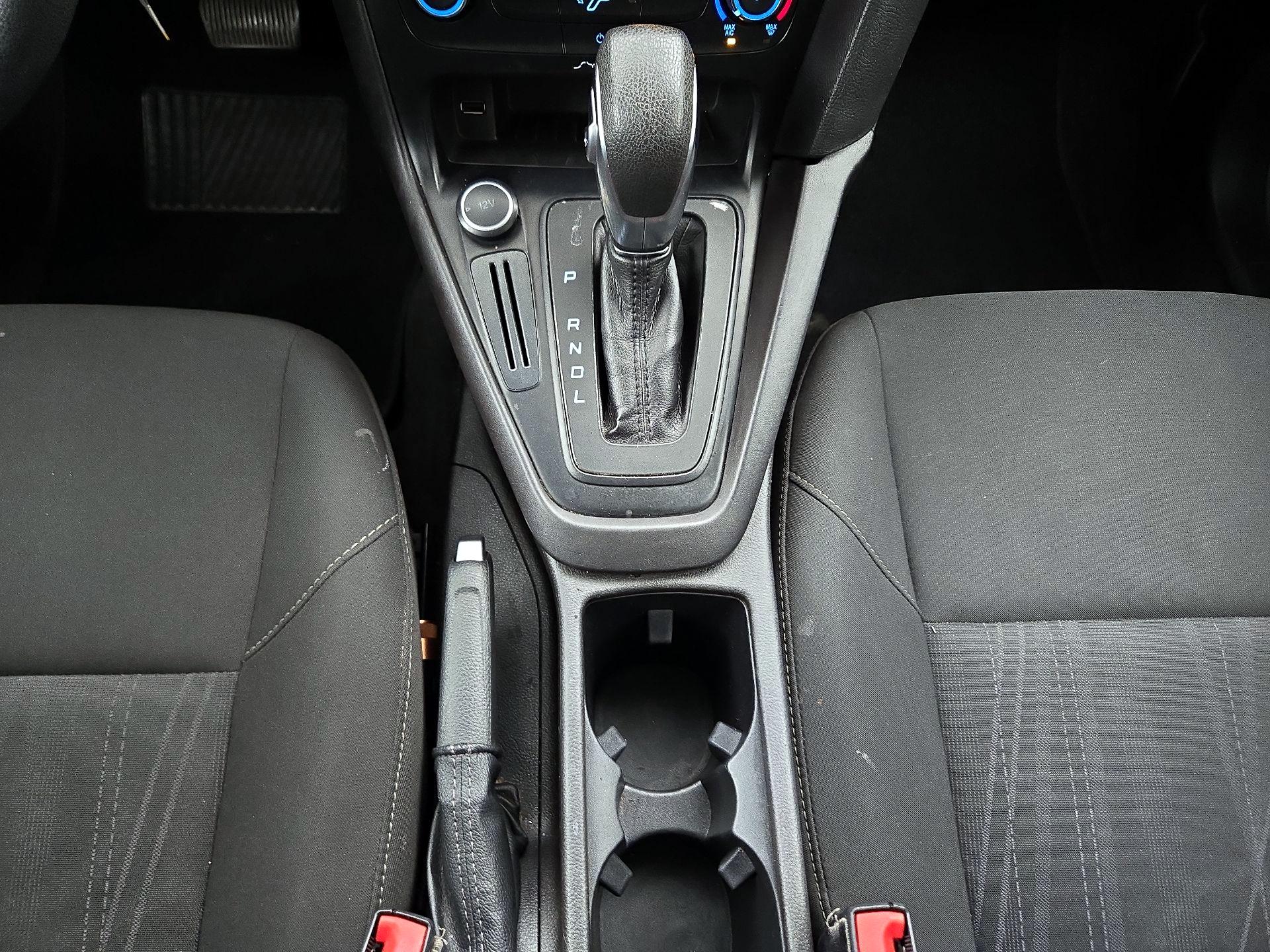 Thumbnail: 2017 Ford Focus - 17