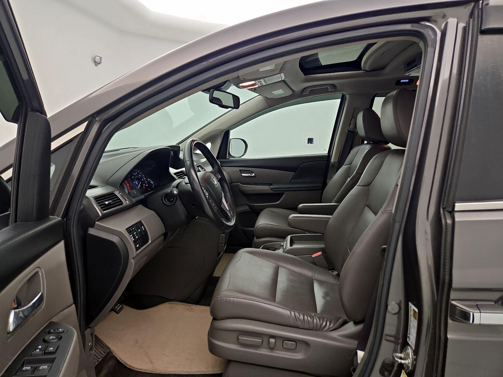 Thumbnail: 2014 Honda Odyssey - 11
