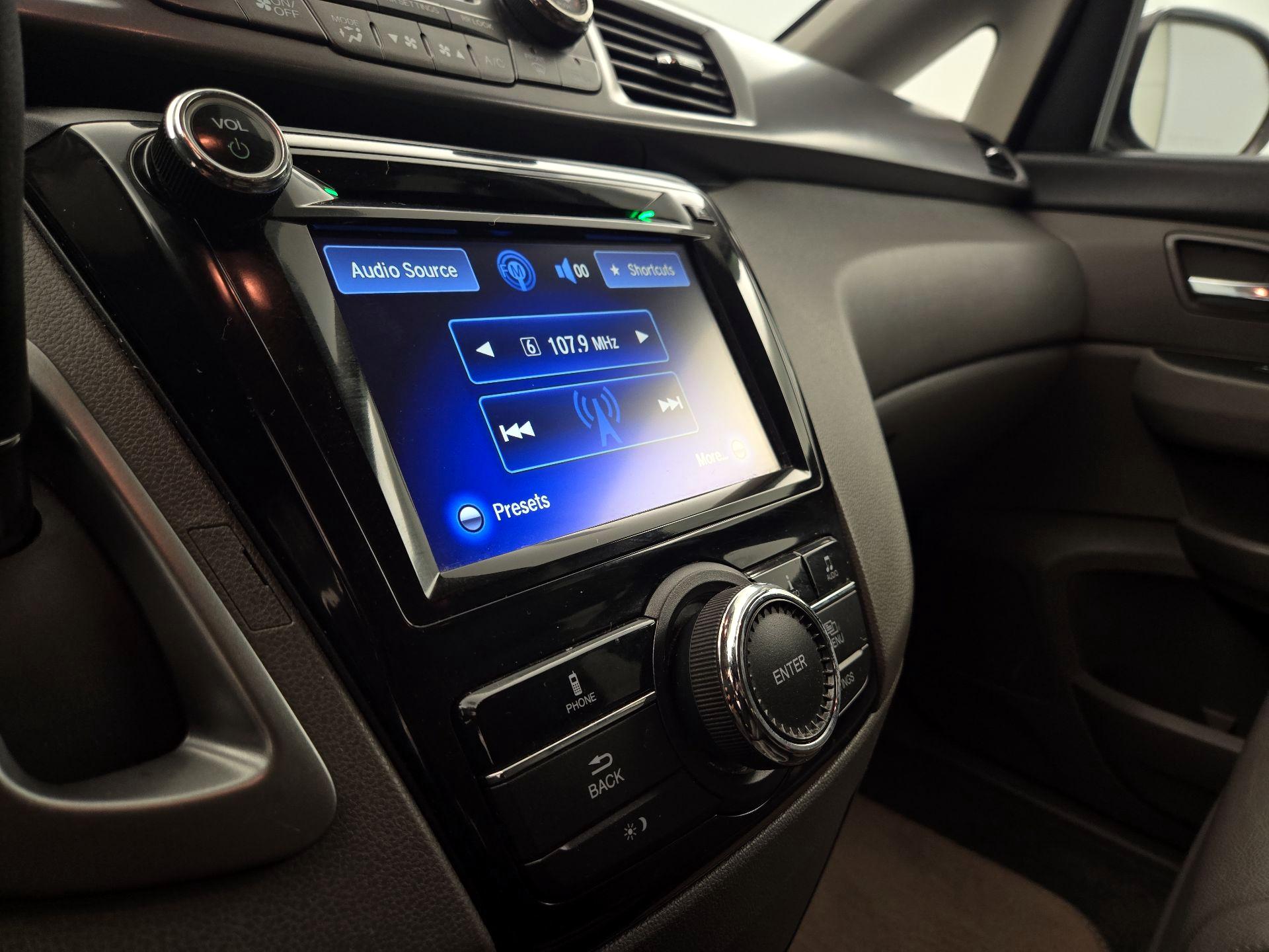Thumbnail: 2014 Honda Odyssey - 15