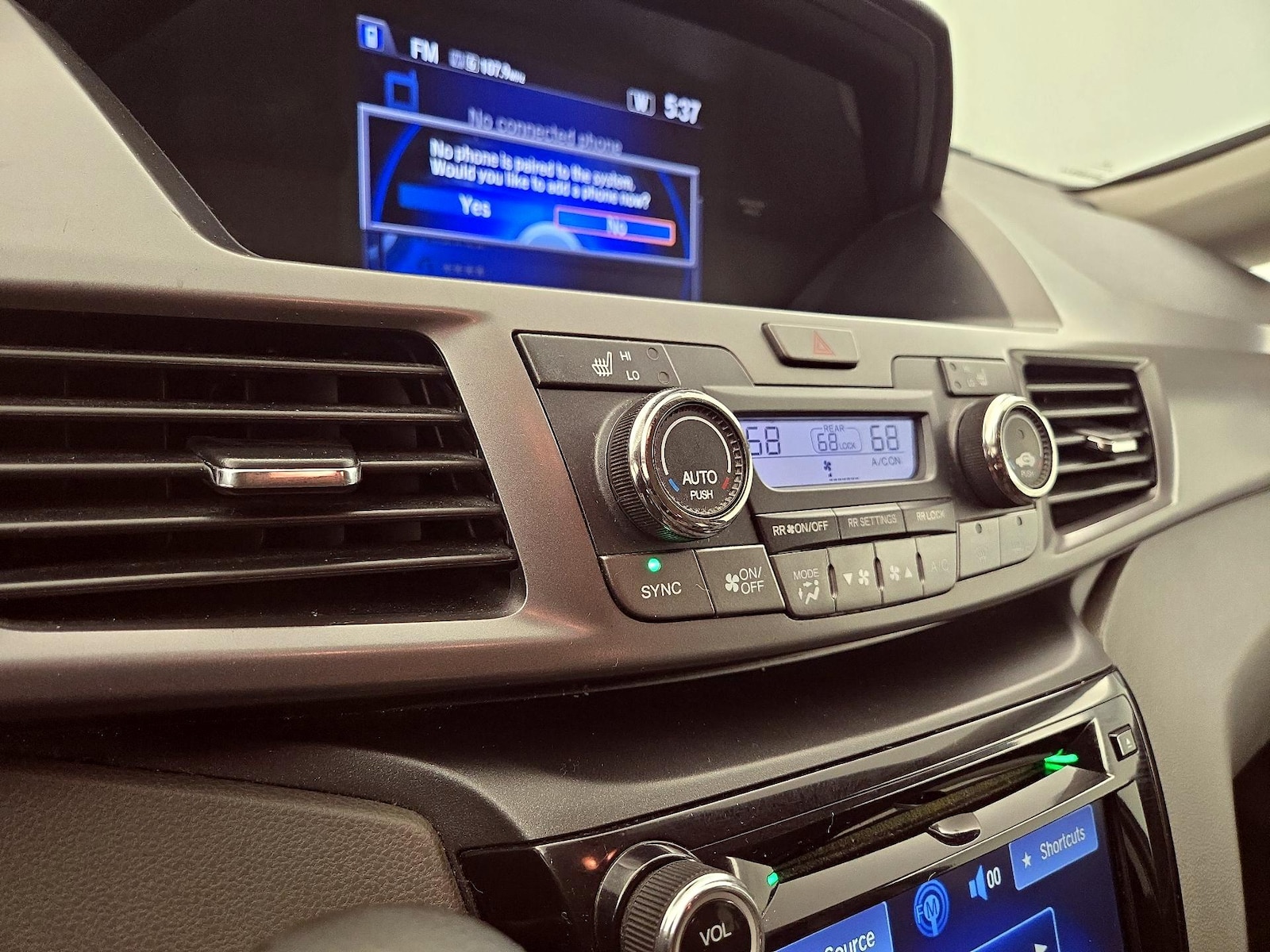 2014 Honda Odyssey EX-L - Photo 17