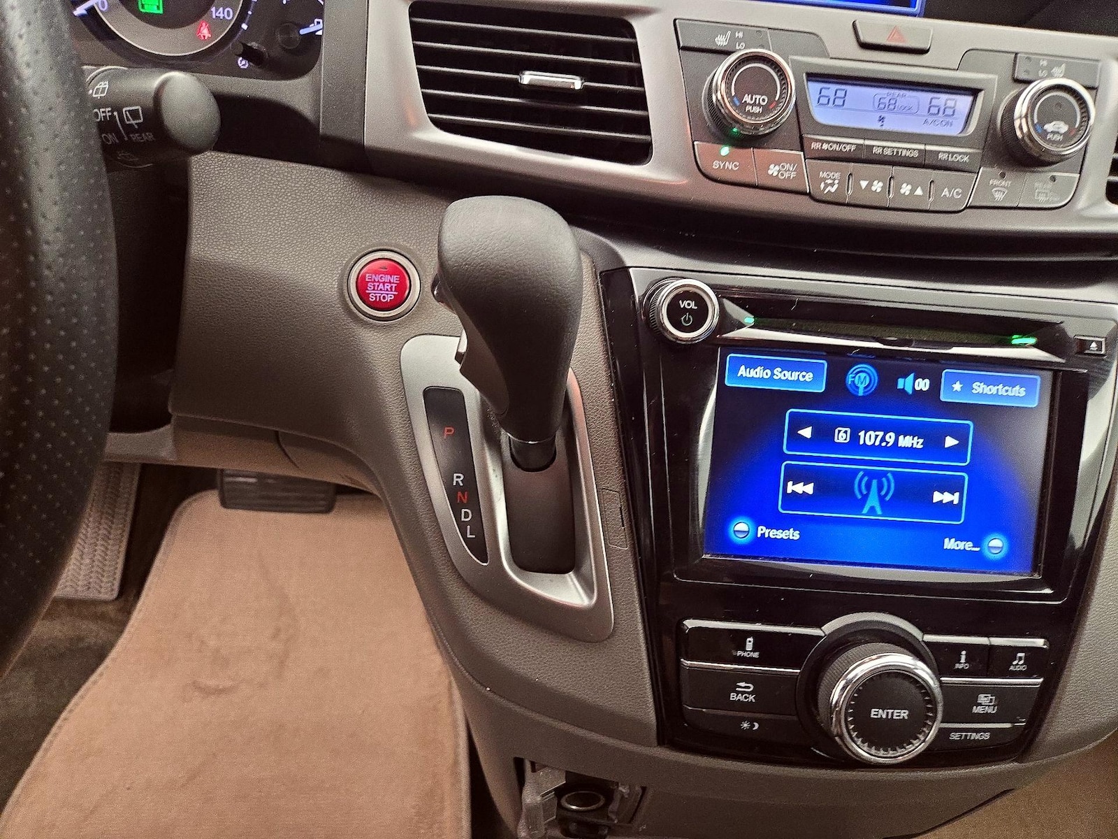 2014 Honda Odyssey EX-L - Photo 18