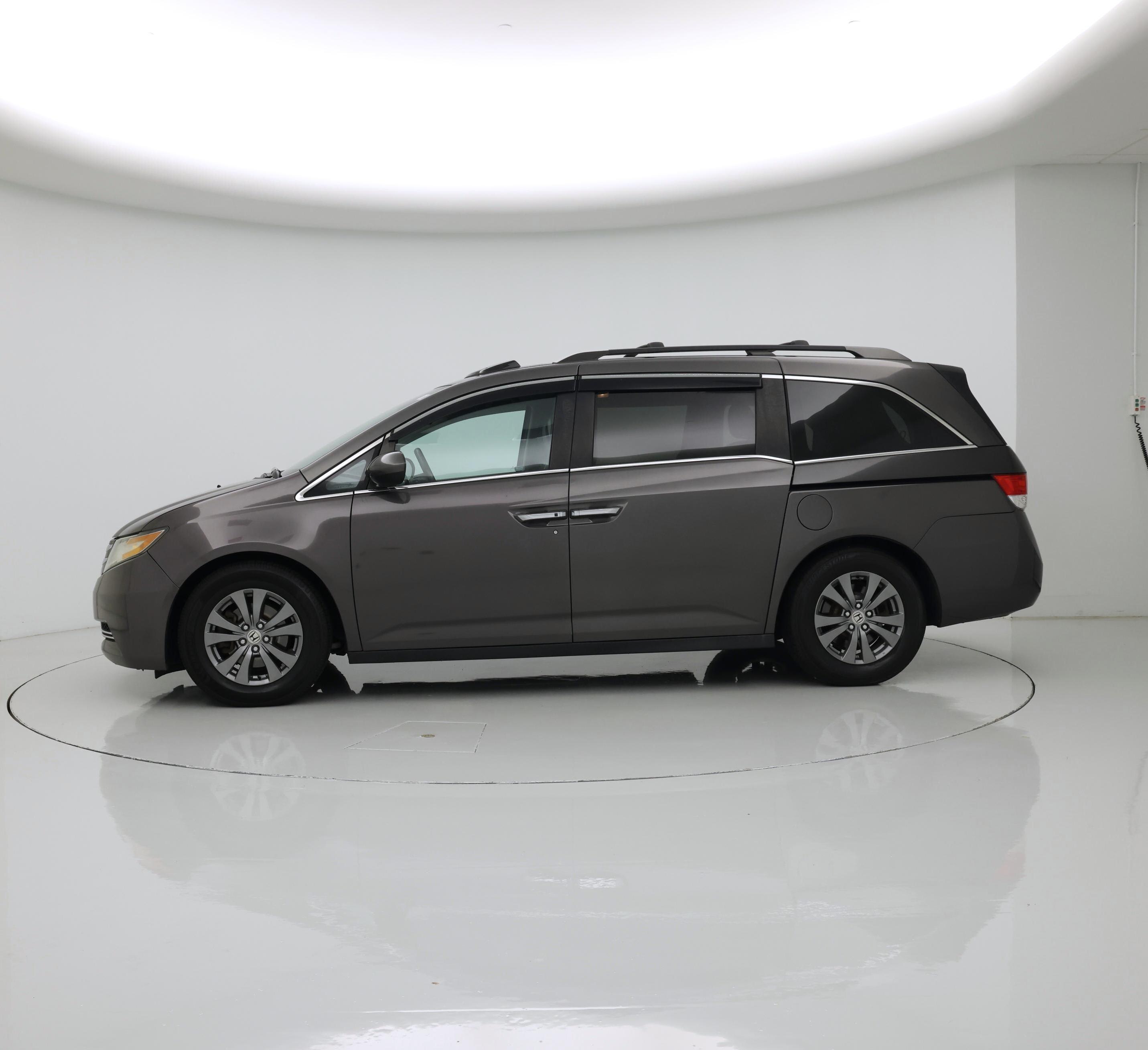 Thumbnail: 2014 Honda Odyssey - 3