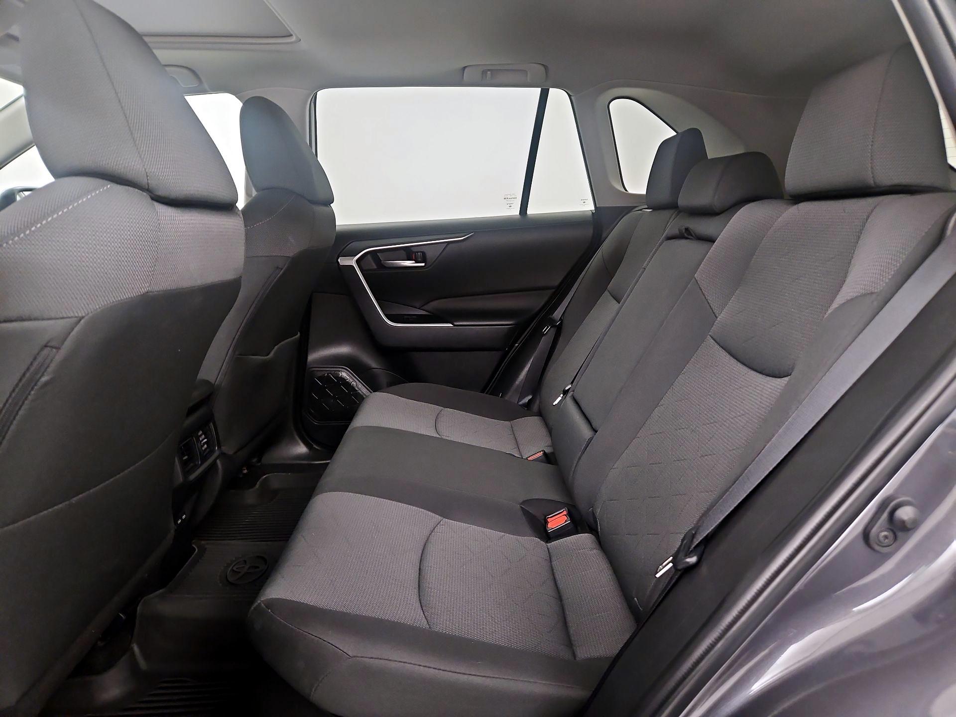 Thumbnail: 2025 Toyota RAV4 - 20
