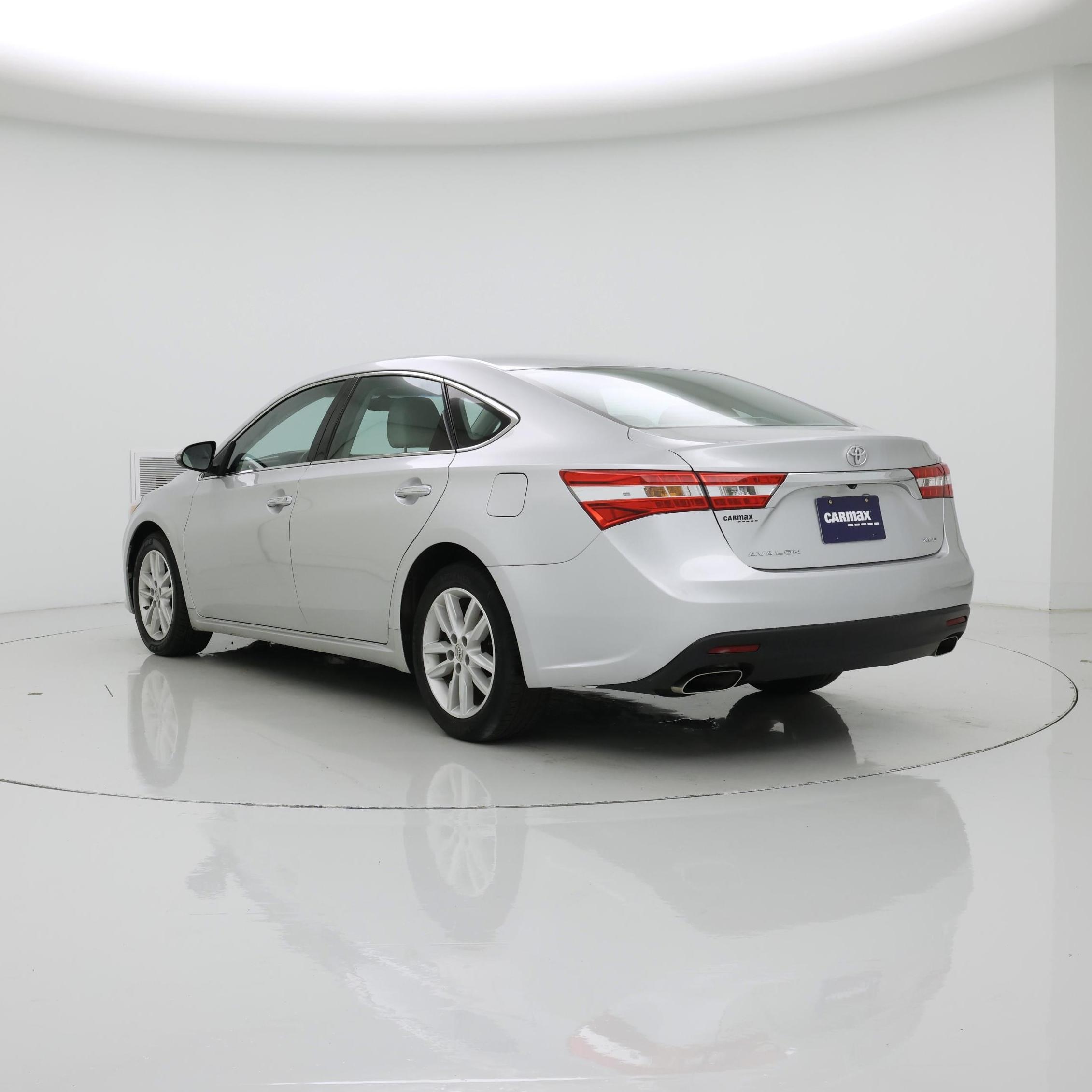 Thumbnail: 2014 Toyota Avalon - 2