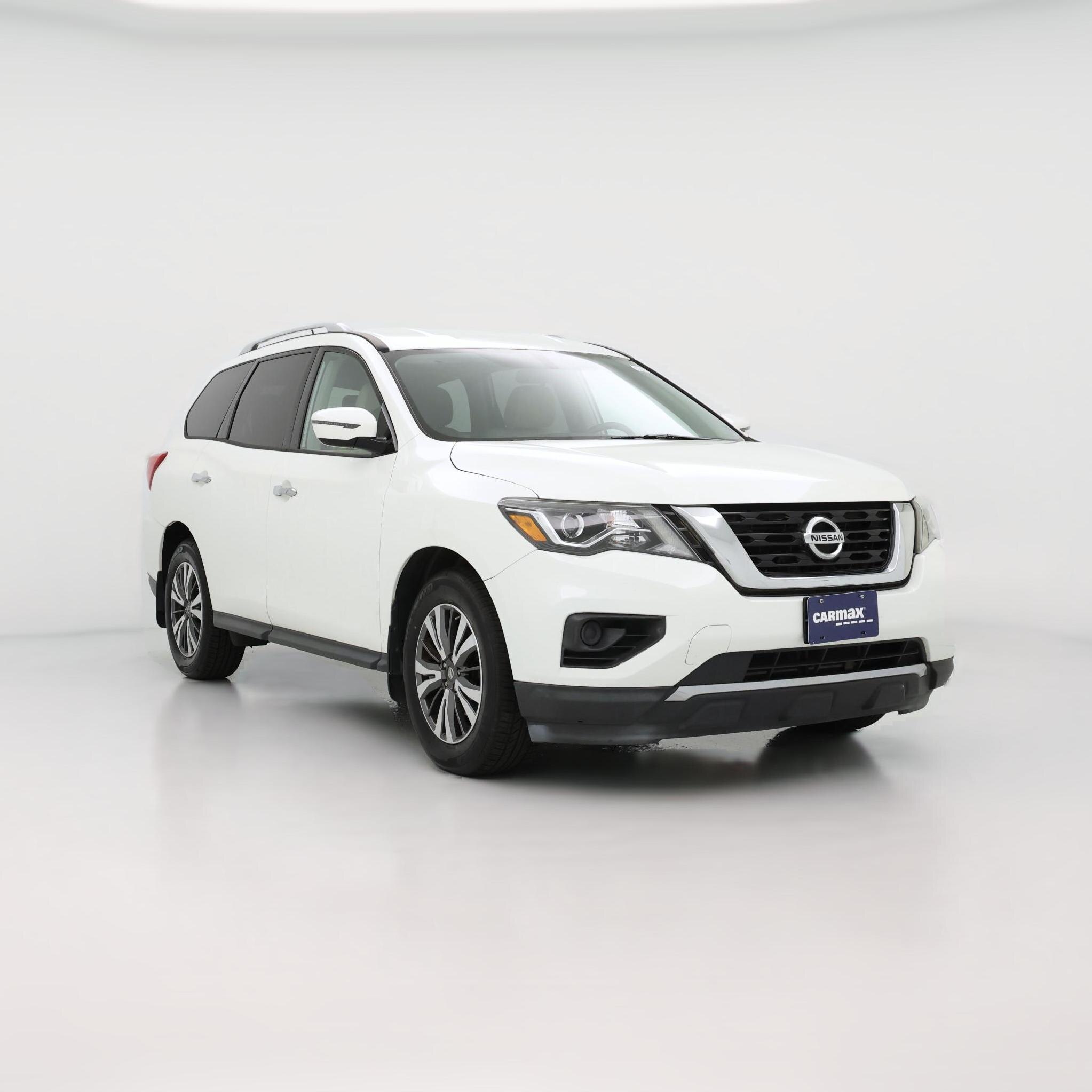 Thumbnail: 2017 Nissan Pathfinder - 1
