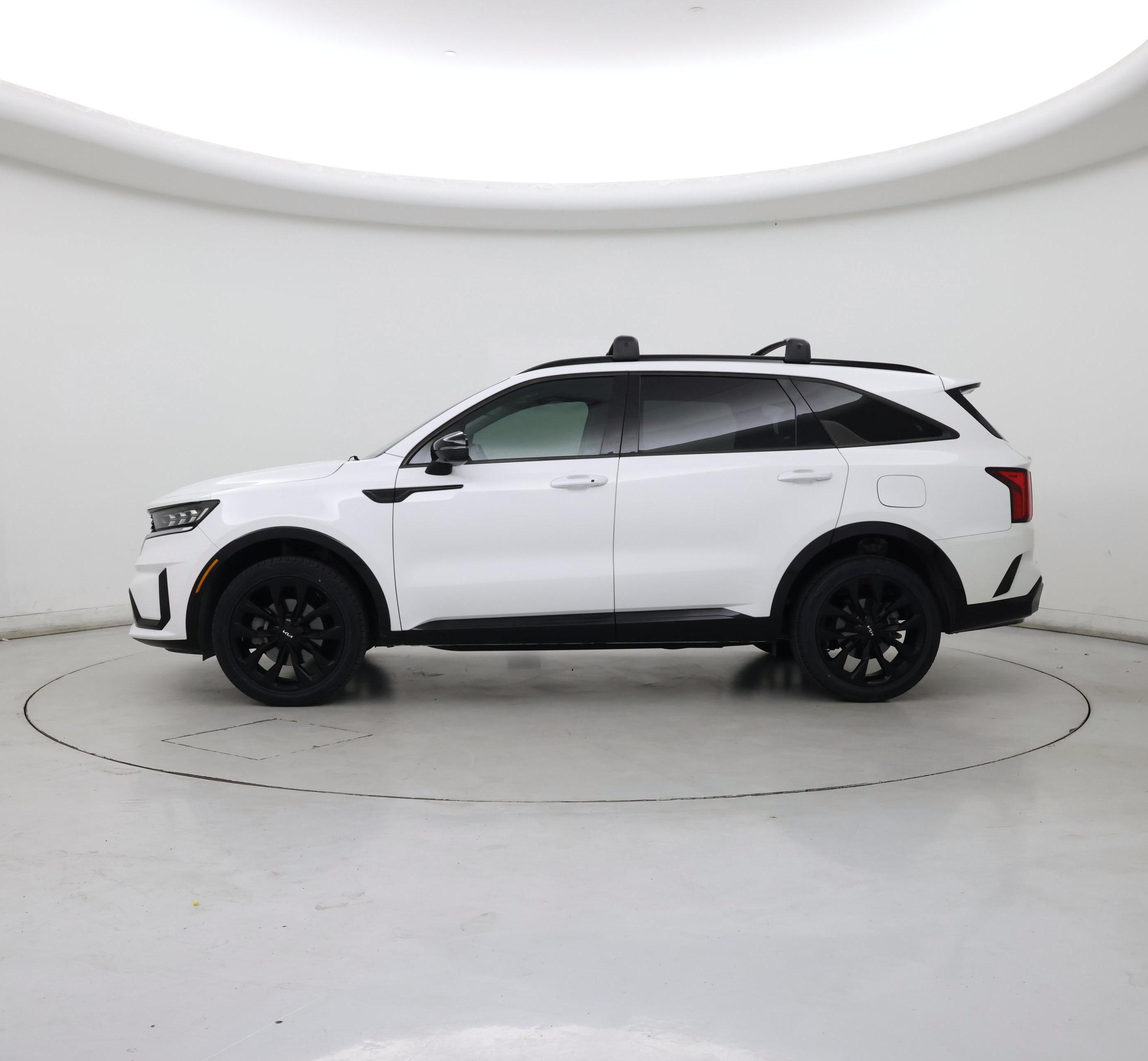 Thumbnail: 2022 Kia Sorento - 3