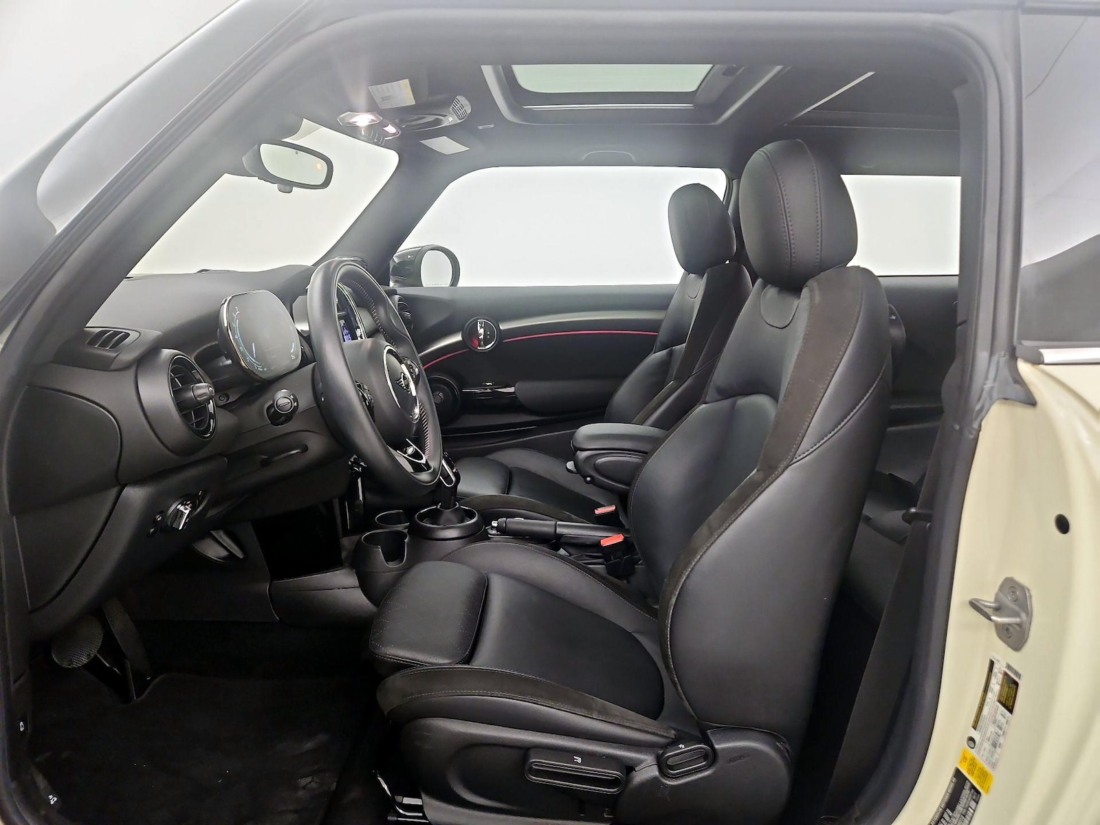 2021 MINI Hardtop 2 Door - Photo 12