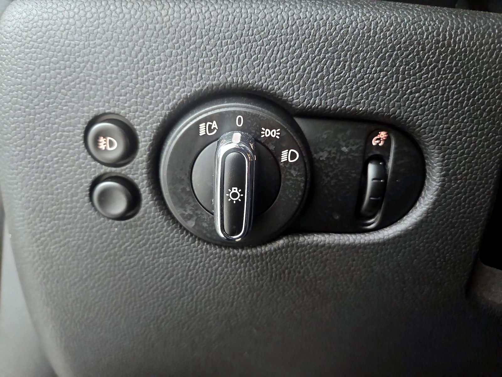 2021 MINI Hardtop 2 Door - Photo 14