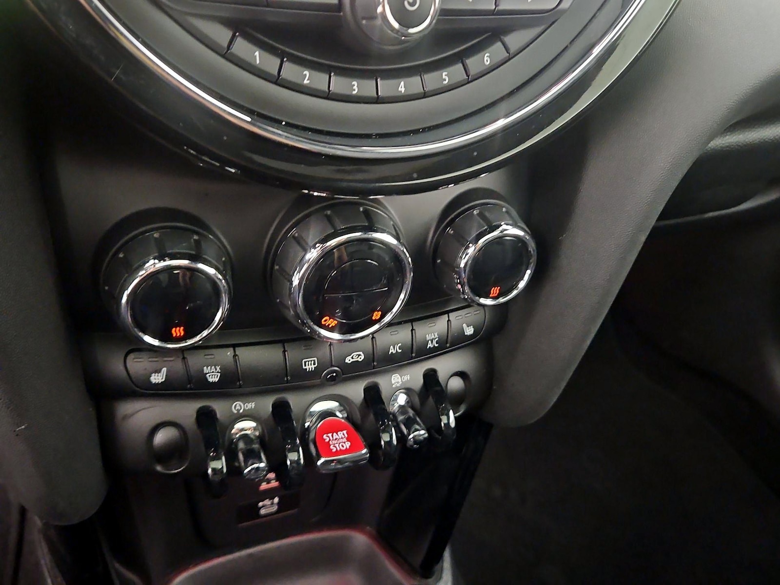 2021 MINI Hardtop 2 Door - Photo 17