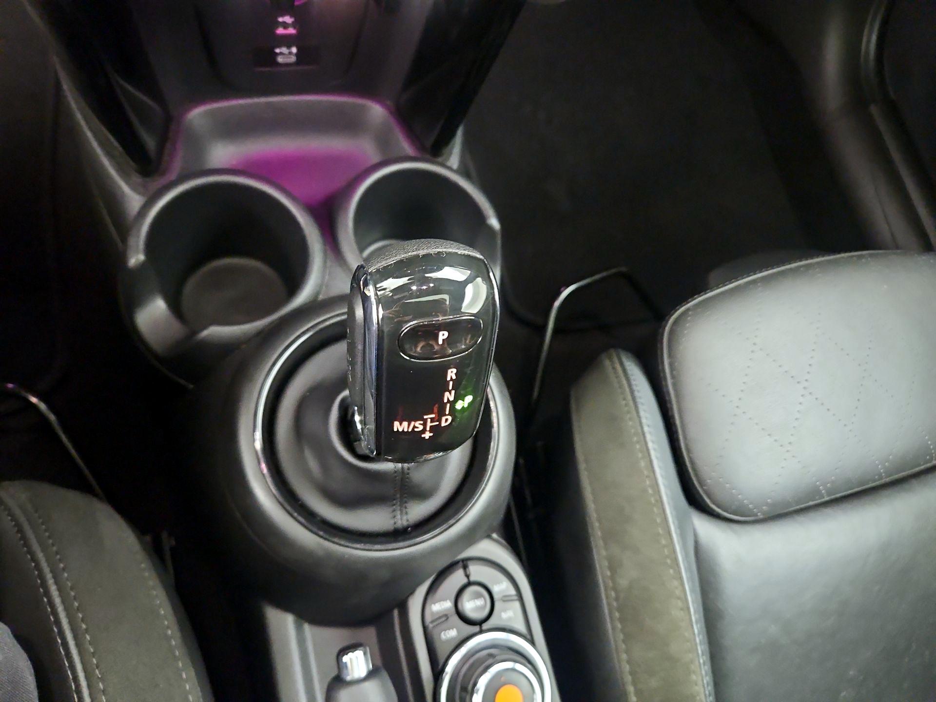 Thumbnail: 2021 MINI Cooper Hardtop - 17