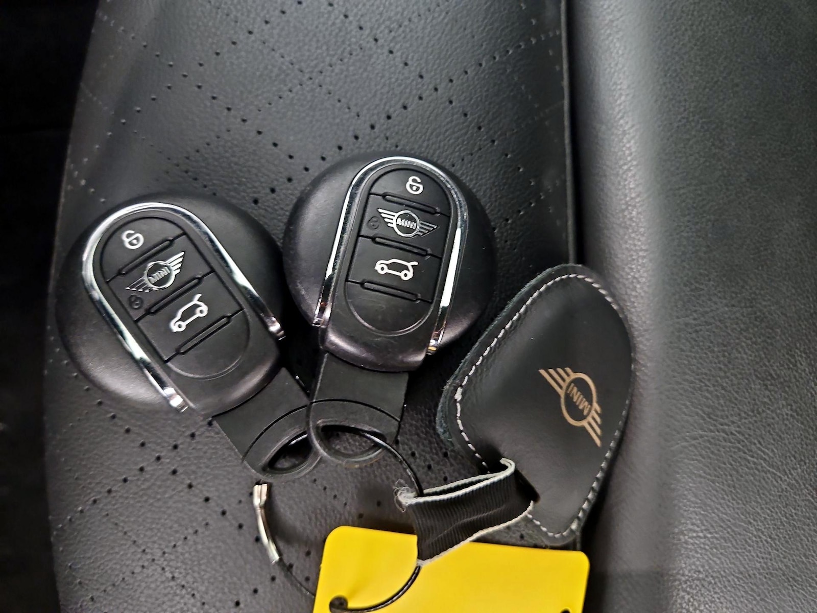 2021 MINI Hardtop 2 Door - Photo 24
