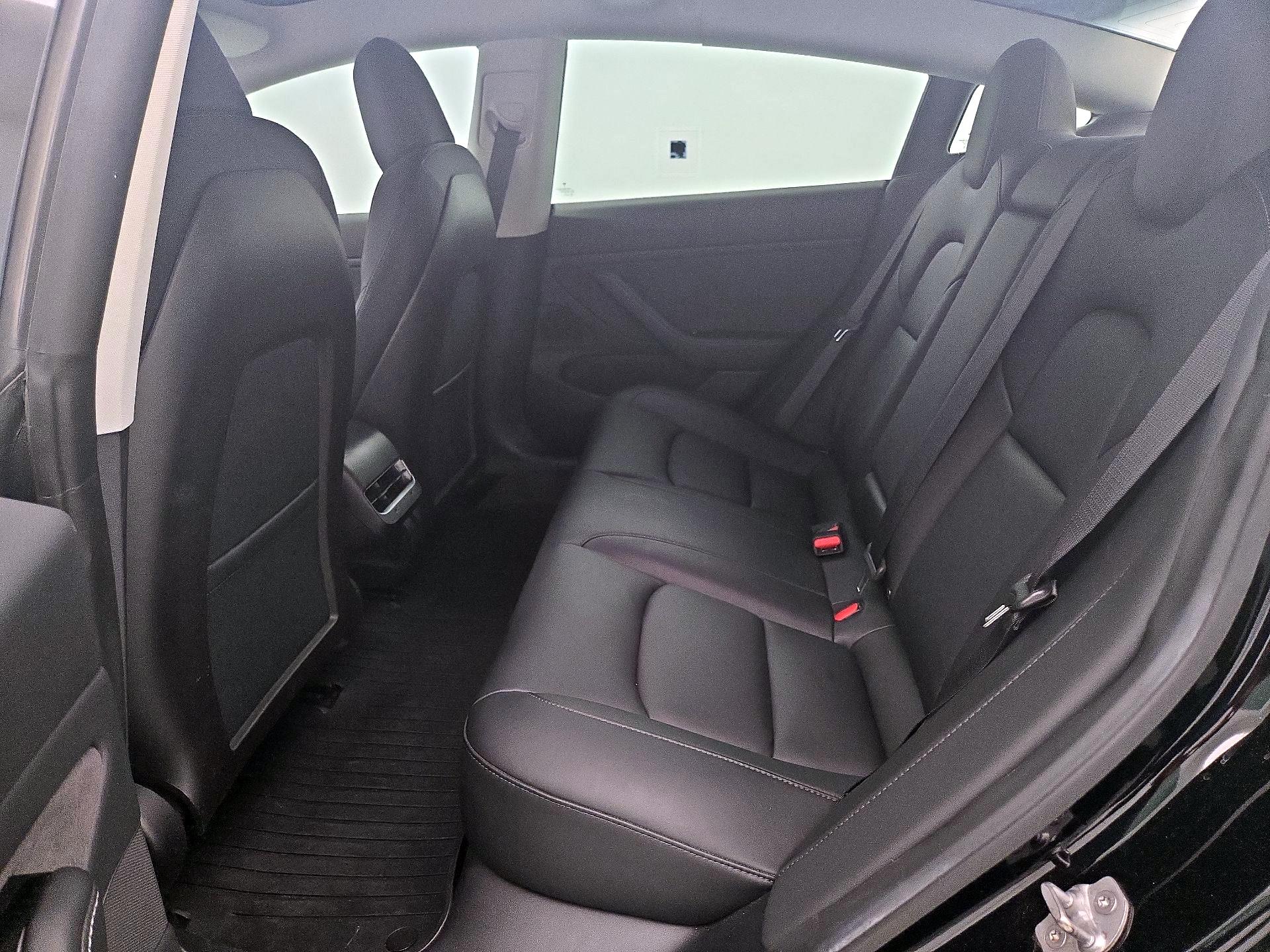 Thumbnail: 2019 Tesla Model 3 - 19