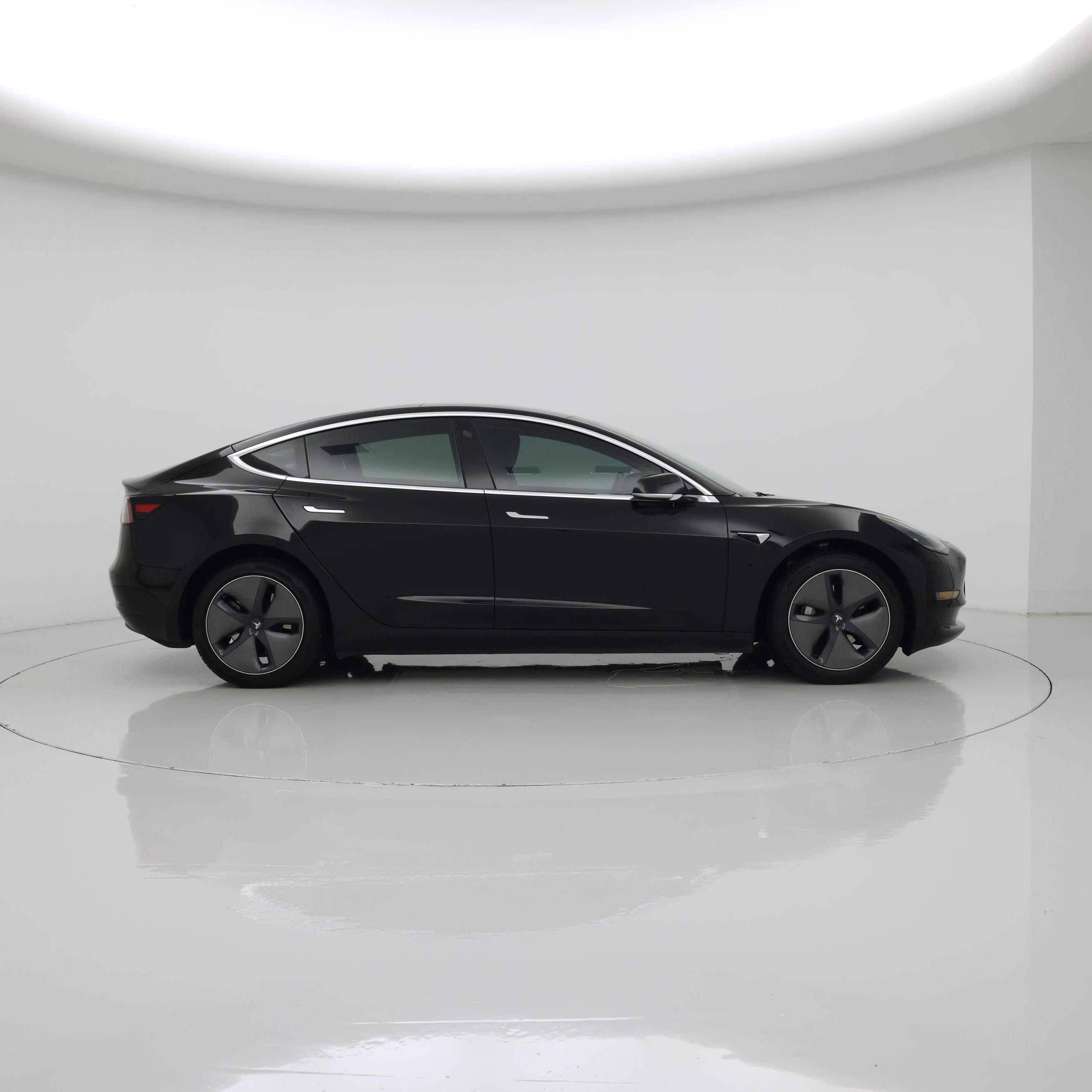 Thumbnail: 2019 Tesla Model 3 - 7