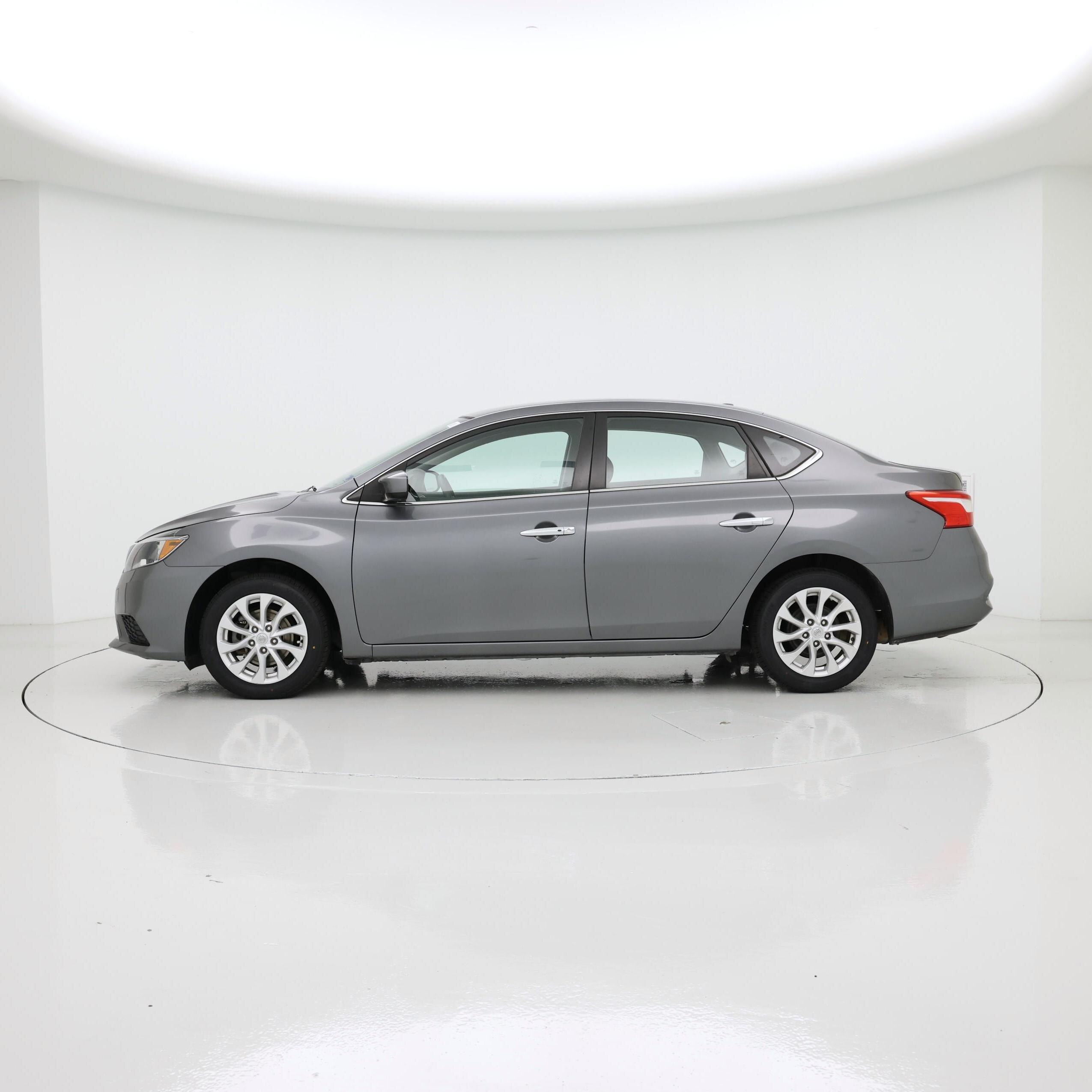 Thumbnail: 2018 Nissan Sentra - 3