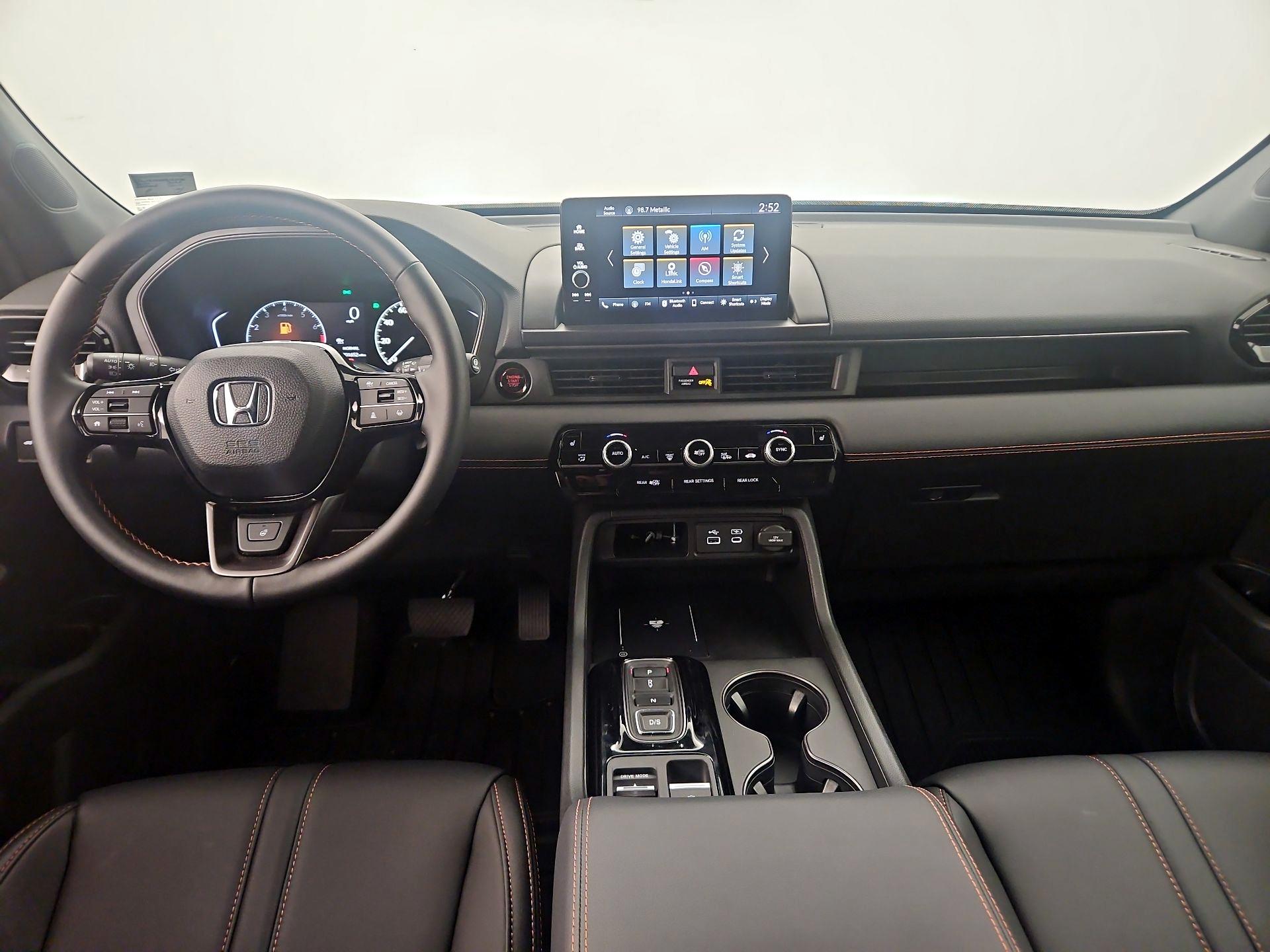 Thumbnail: 2025 Honda Pilot - 9