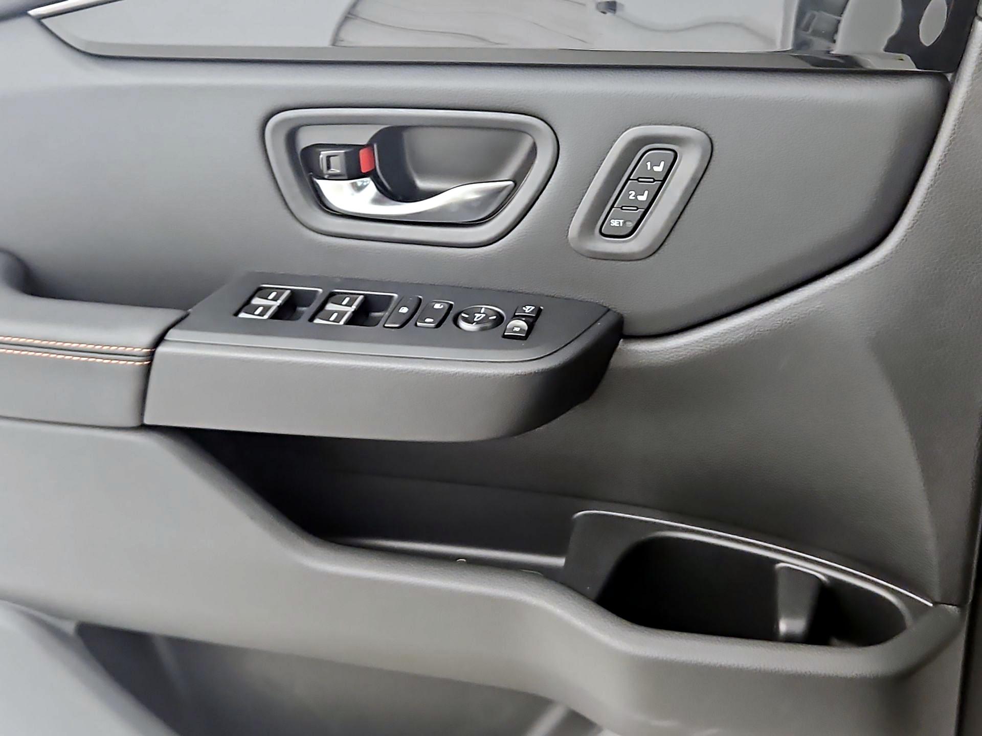 Thumbnail: 2025 Honda Pilot - 12