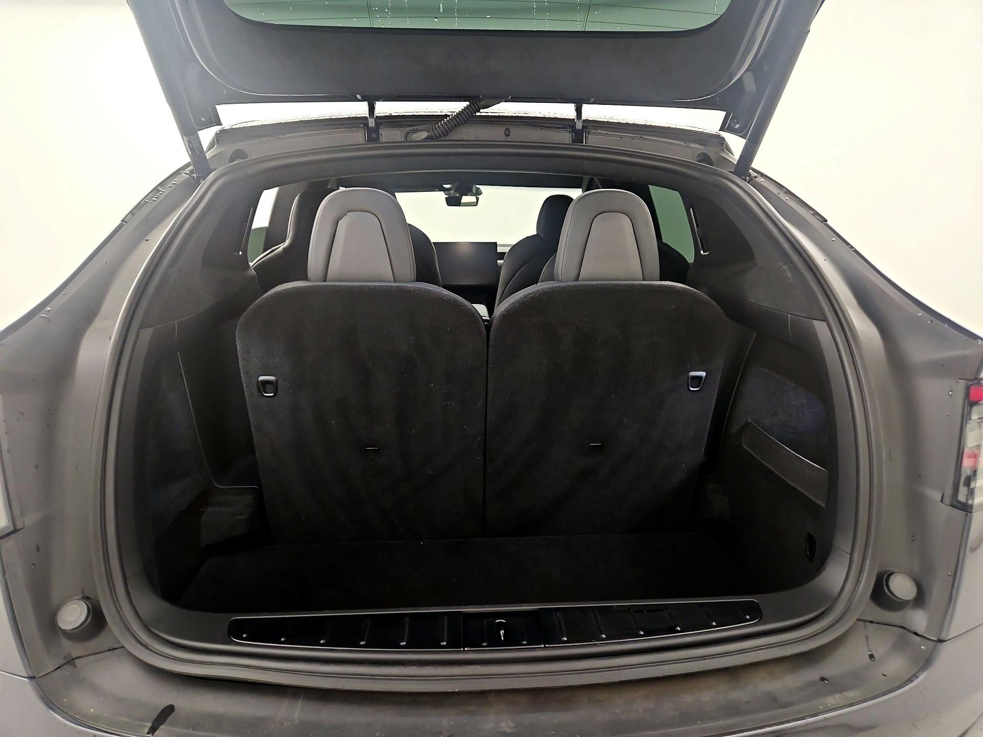 Thumbnail: 2024 Tesla Model X - 20