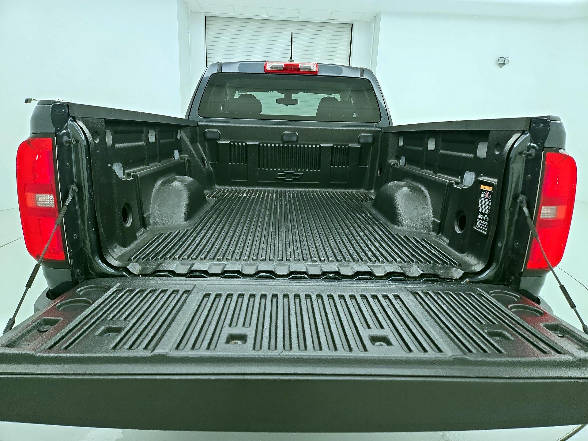 Thumbnail: 2018 Chevrolet Colorado - 20