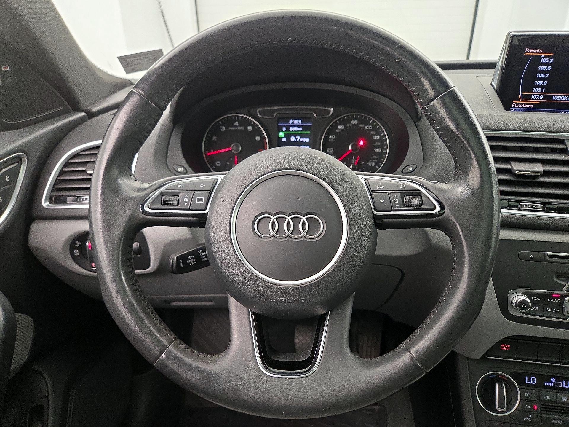 Thumbnail: 2018 Audi Q3 - 10
