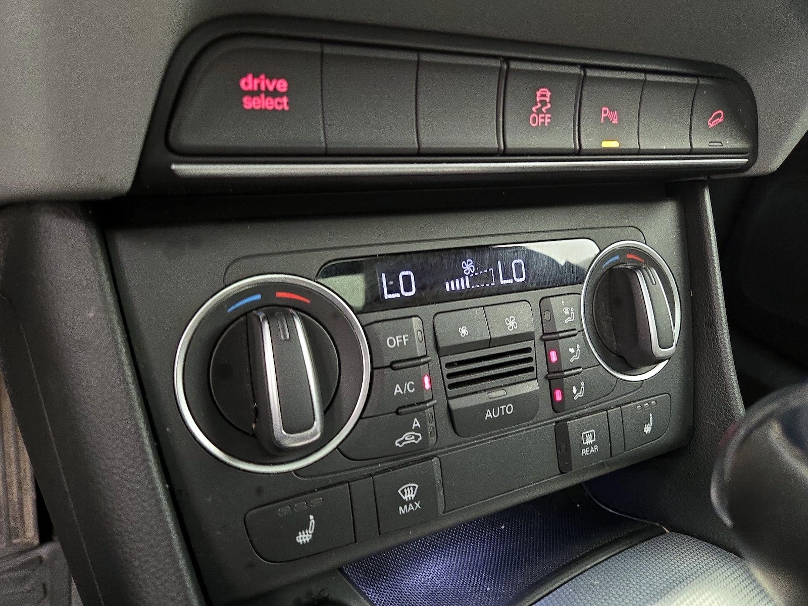2018 Audi Q3 Premium Plus - Photo 18