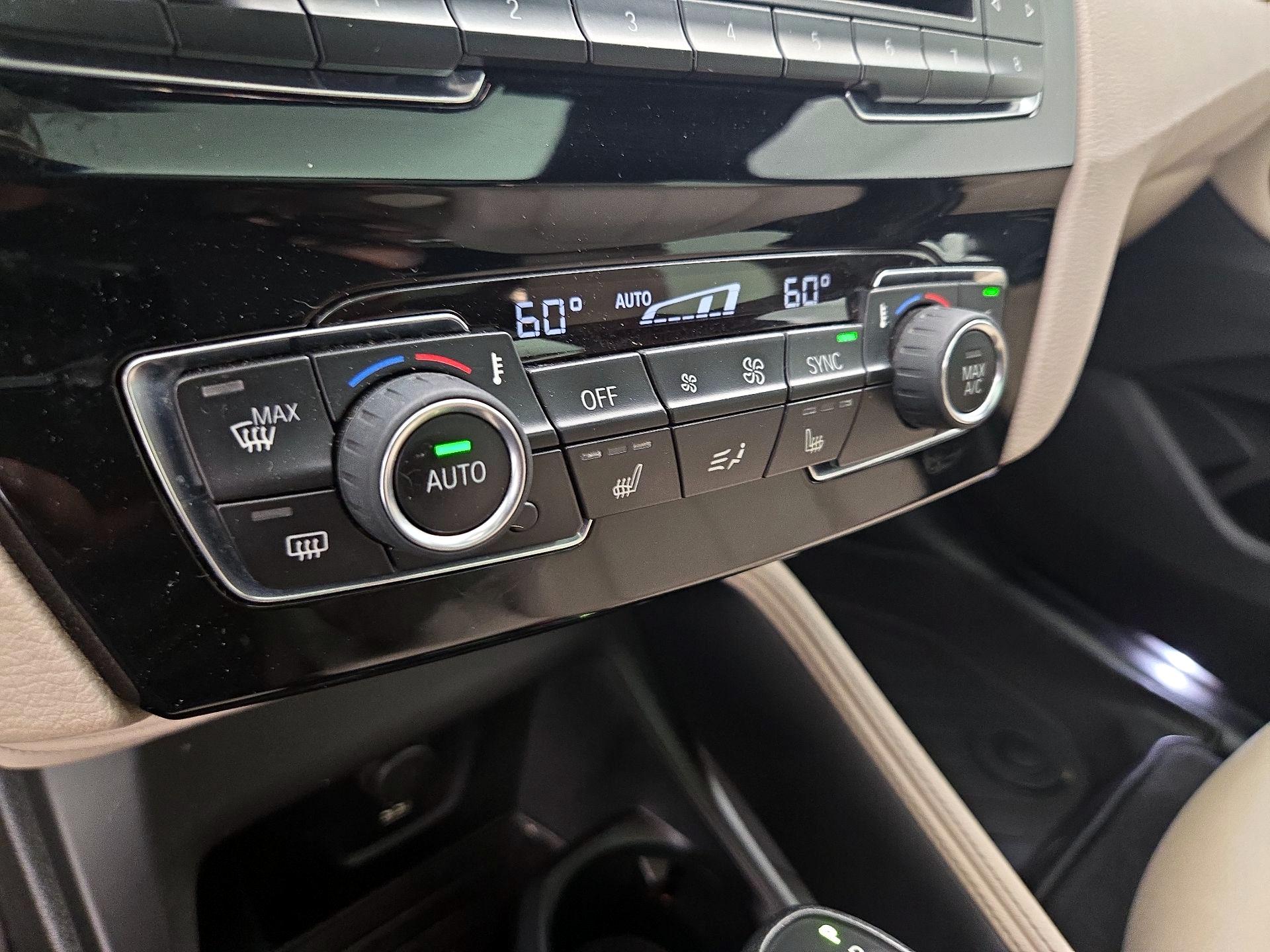 Thumbnail: 2019 BMW X1 - 17