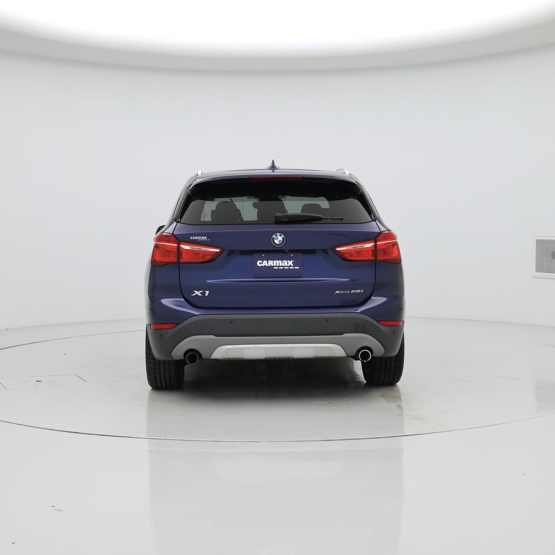 Thumbnail: 2019 BMW X1 - 6