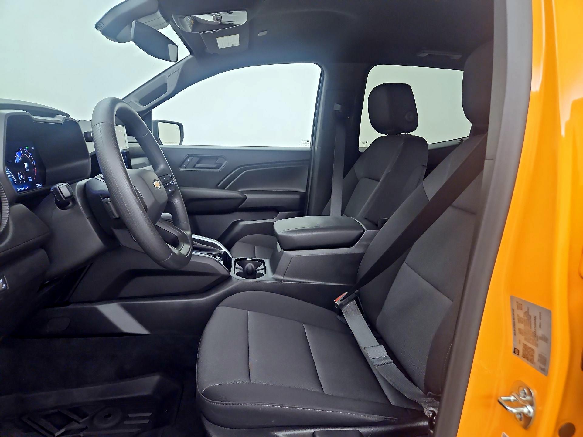 Thumbnail: 2026 Chevrolet Colorado - 11