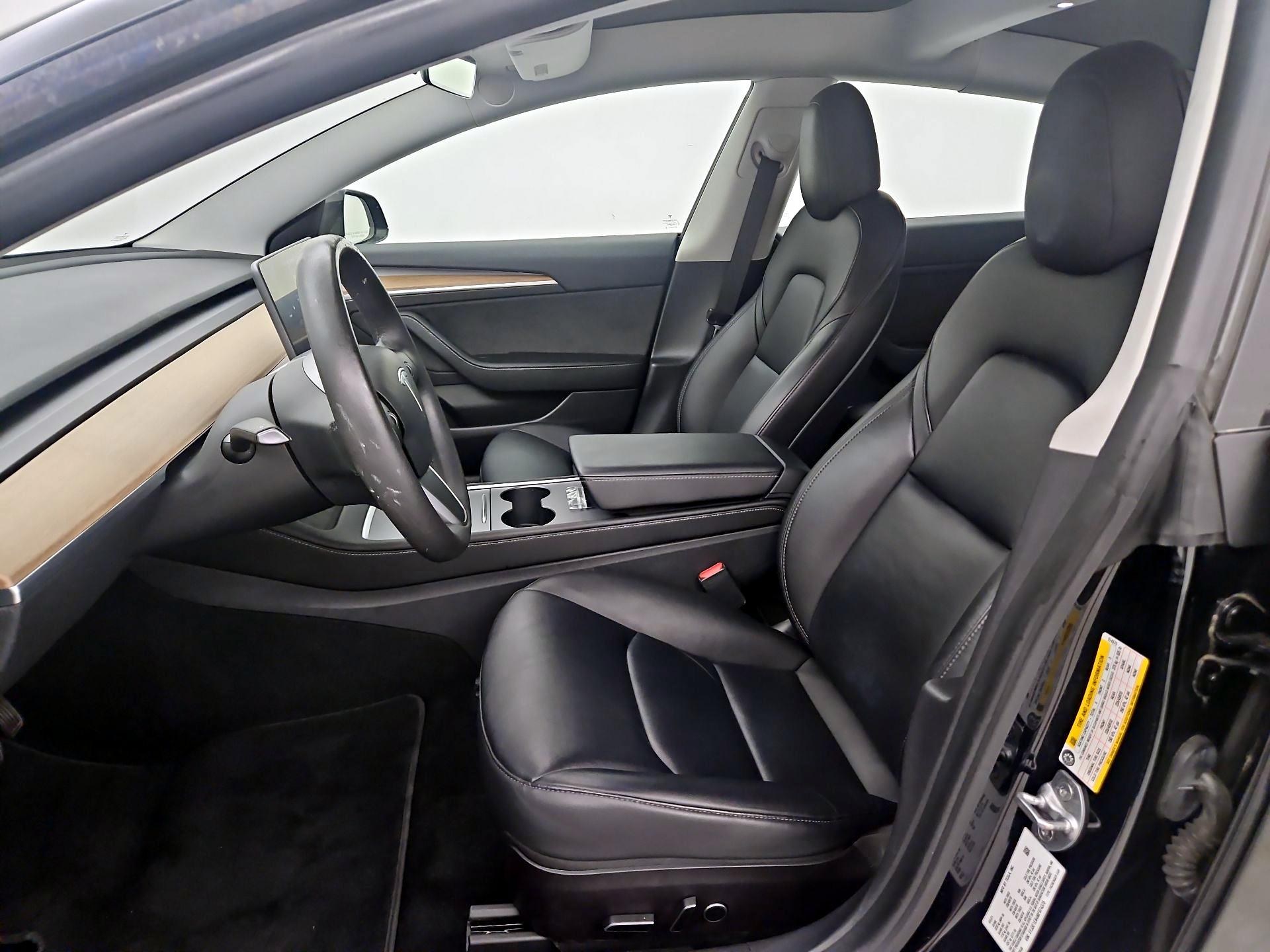 Thumbnail: 2021 Tesla Model 3 - 11