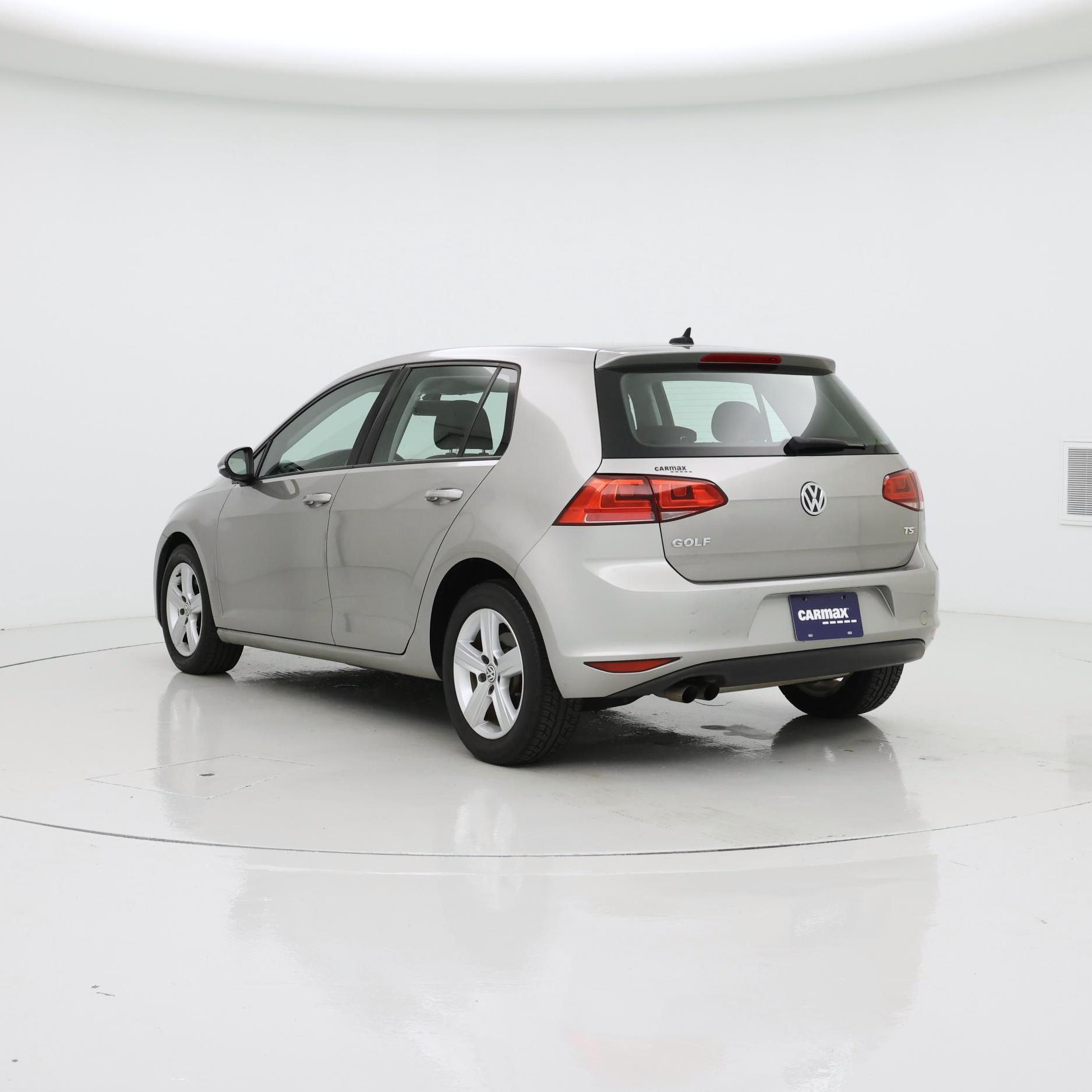 Thumbnail: 2017 Volkswagen Golf - 2