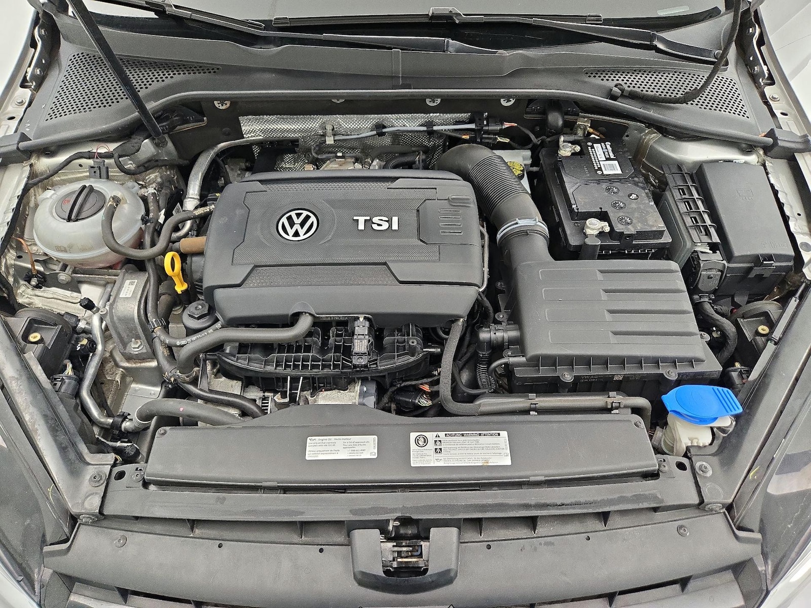 2017 Volkswagen Golf Wolfsburg Edition - Photo 24