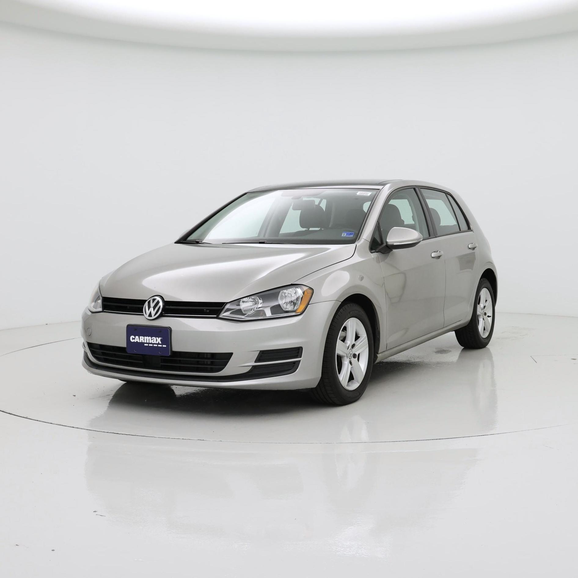 Thumbnail: 2017 Volkswagen Golf - 4