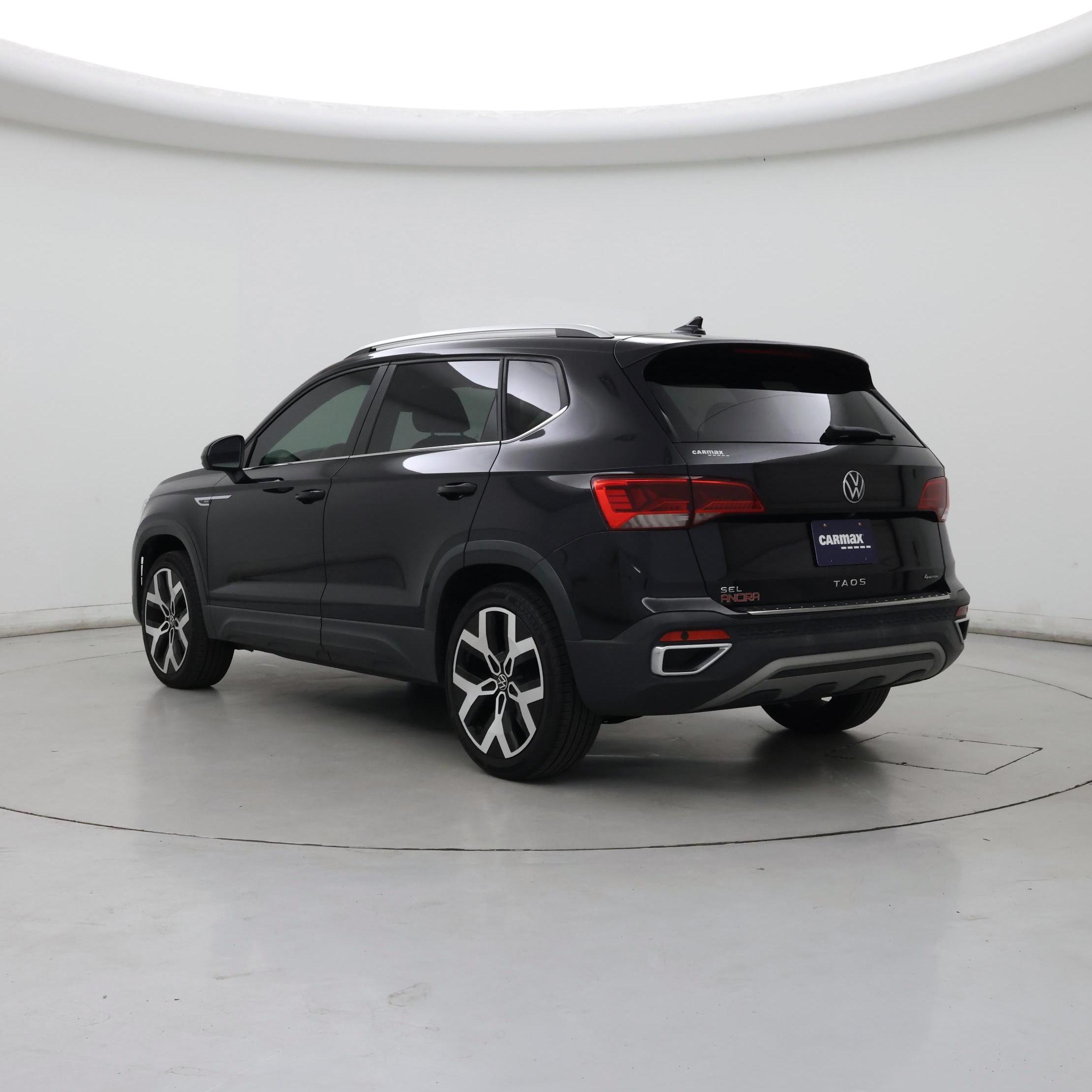 Thumbnail: 2022 Volkswagen Taos - 2