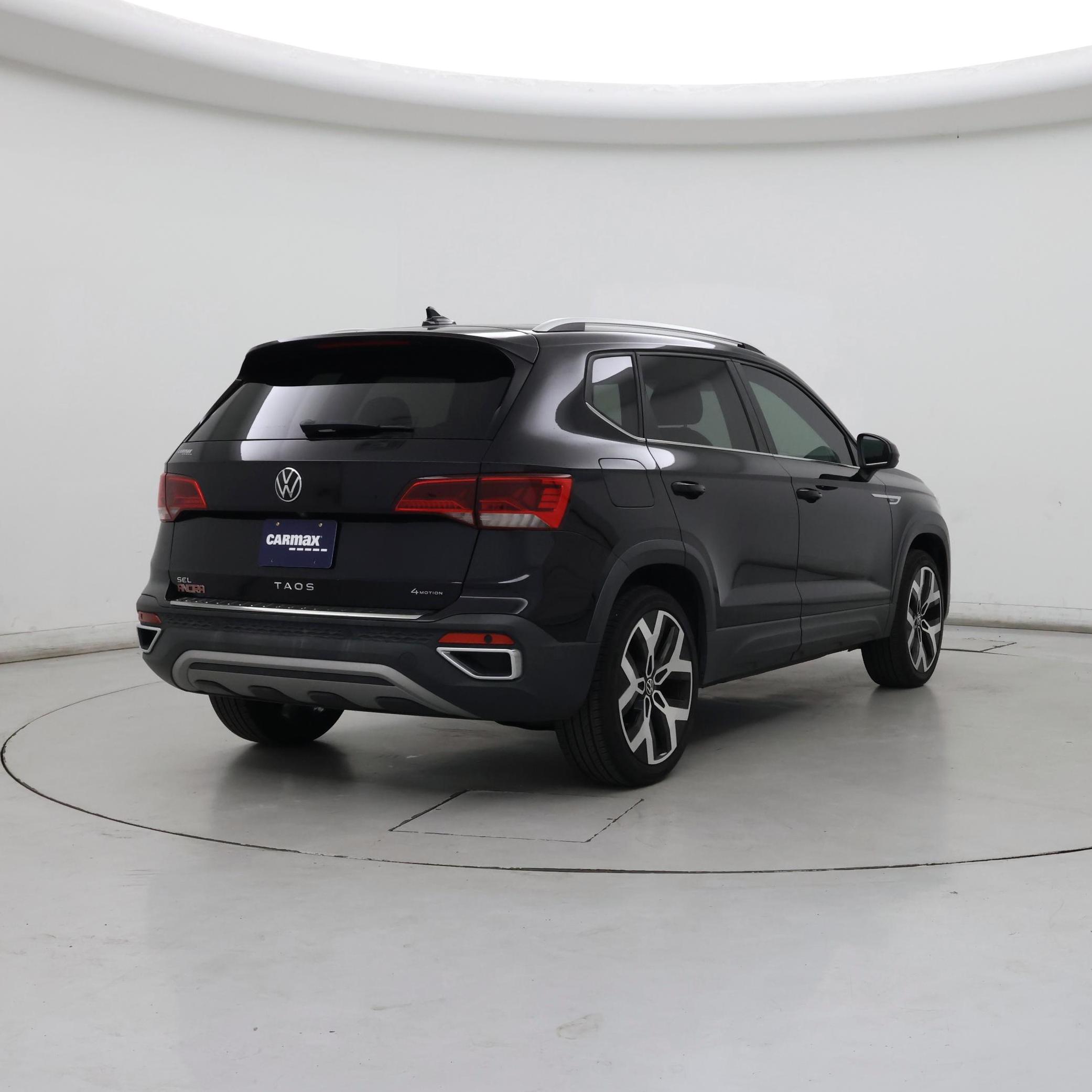 Thumbnail: 2022 Volkswagen Taos - 8