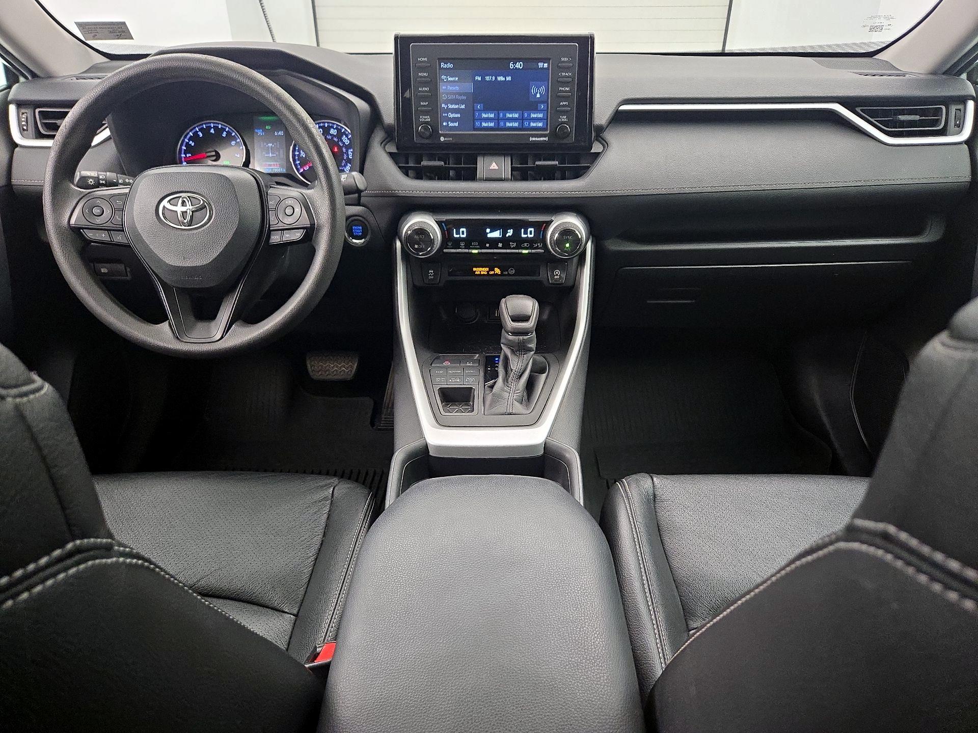 Thumbnail: 2021 Toyota RAV4 - 9