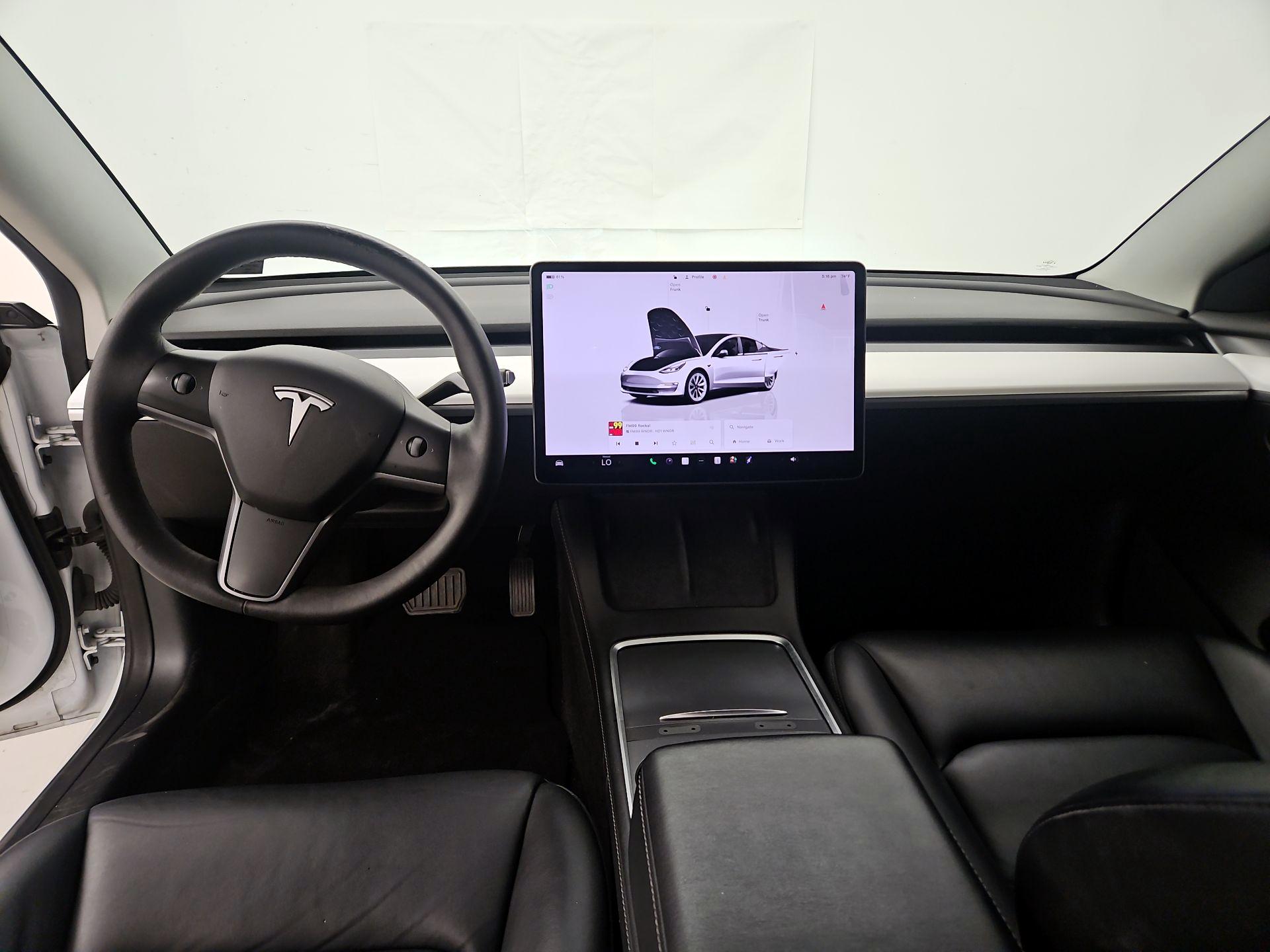 Thumbnail: 2022 Tesla Model 3 - 9