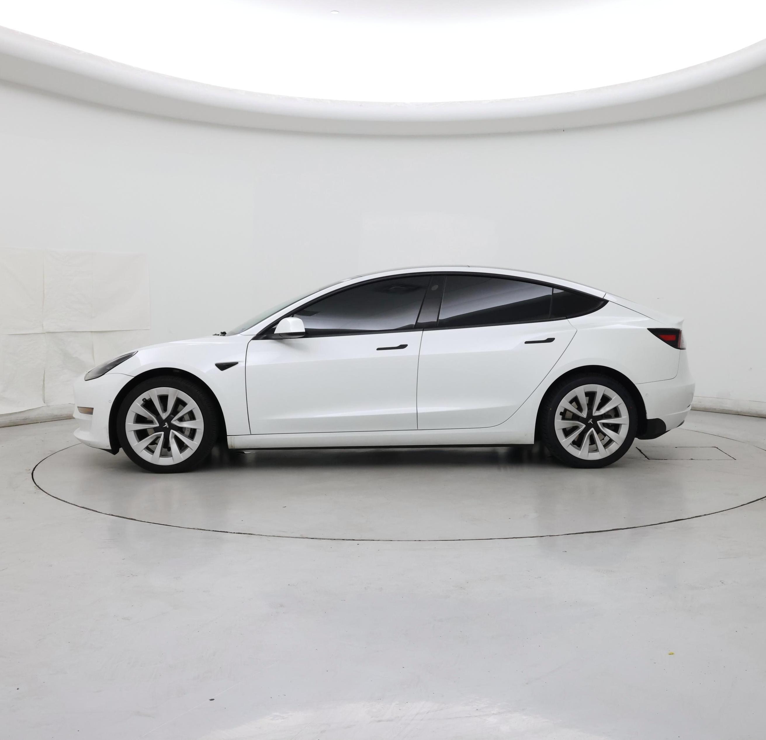 Thumbnail: 2022 Tesla Model 3 - 3
