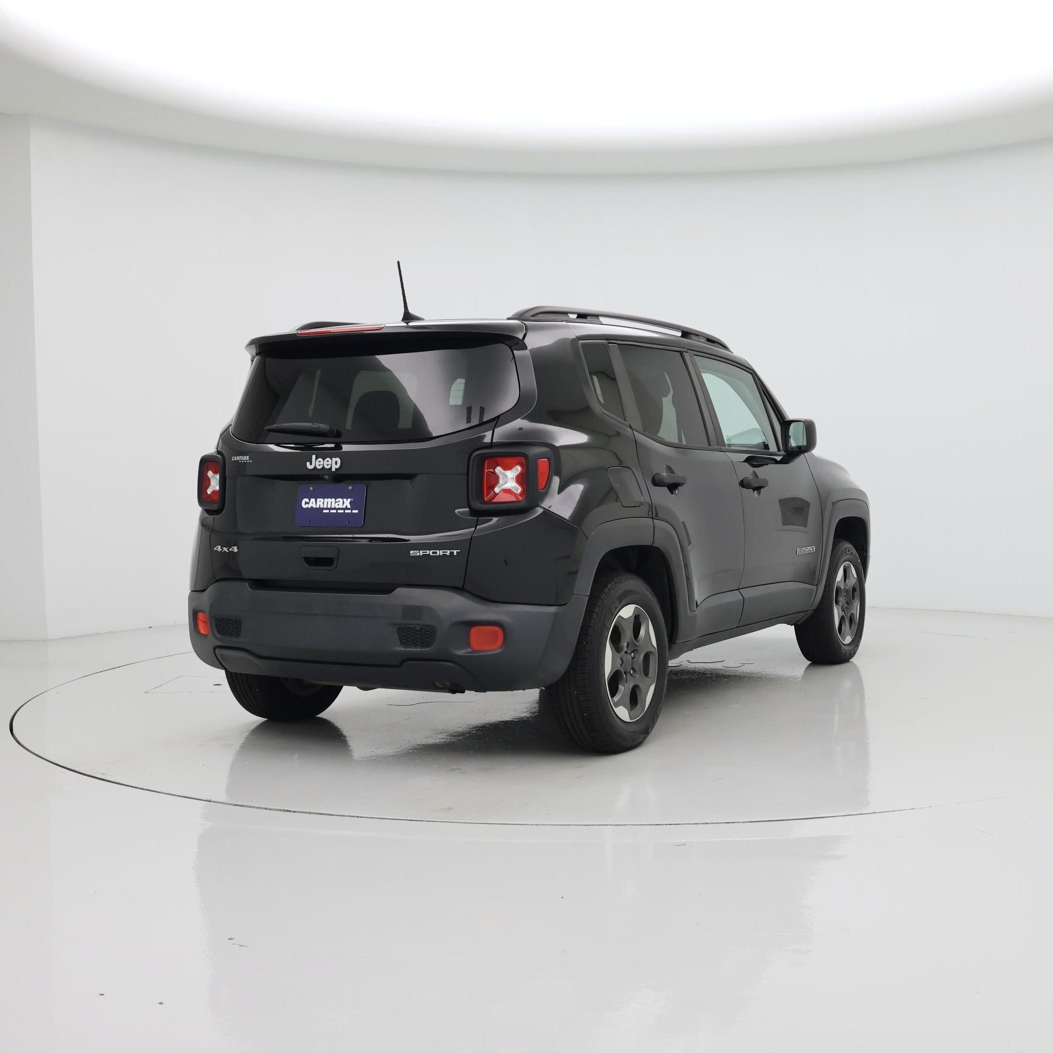 Thumbnail: 2018 Jeep Renegade - 8