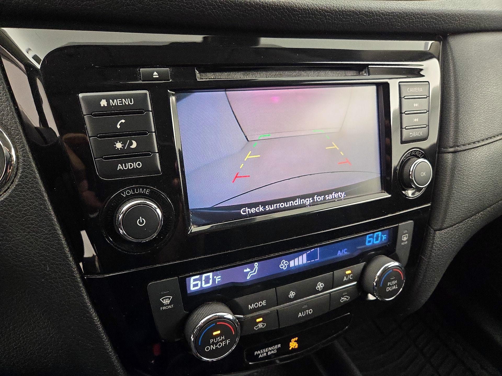 Thumbnail: 2019 Nissan Rogue - 14
