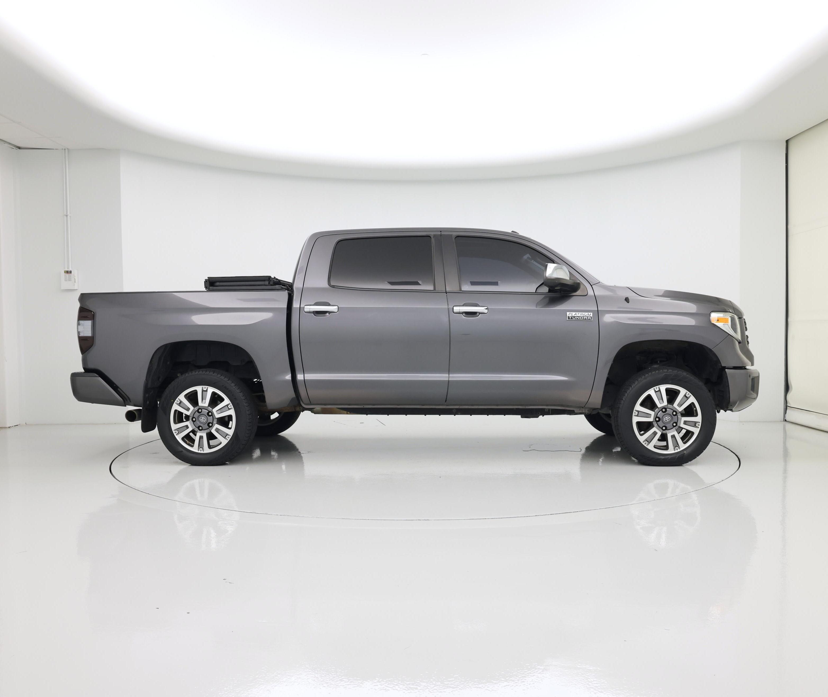 Thumbnail: 2018 Toyota Tundra - 7