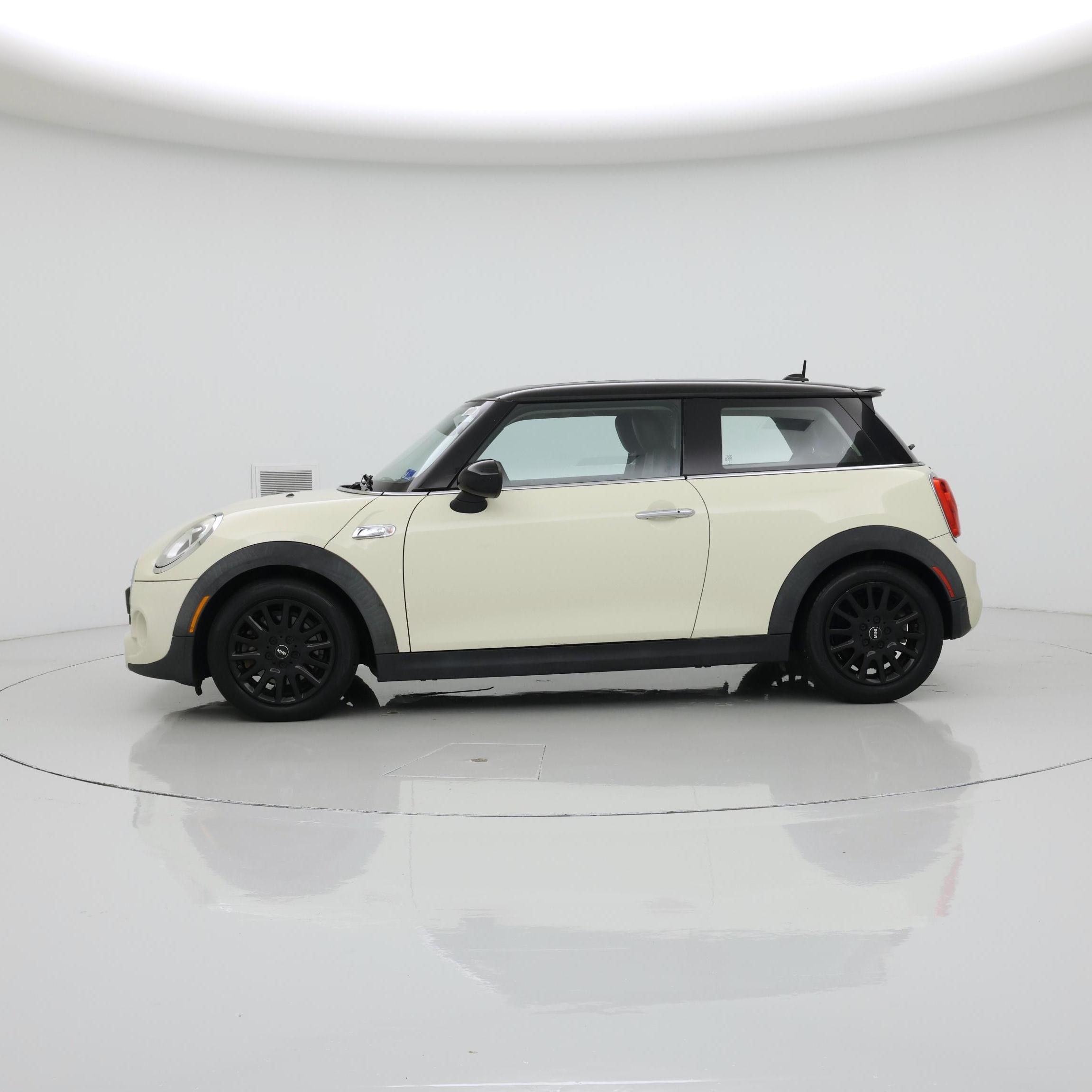 Thumbnail: 2018 MINI Cooper Hardtop - 3