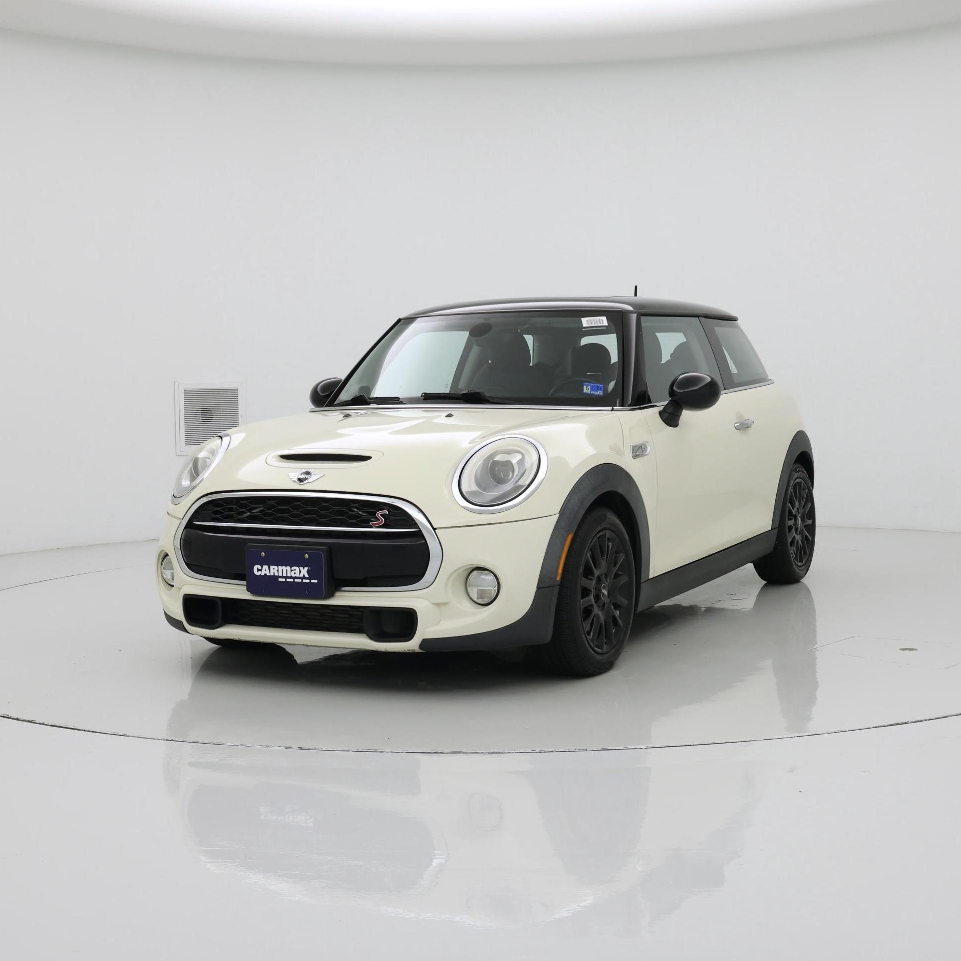 Thumbnail: 2018 MINI Cooper Hardtop - 4