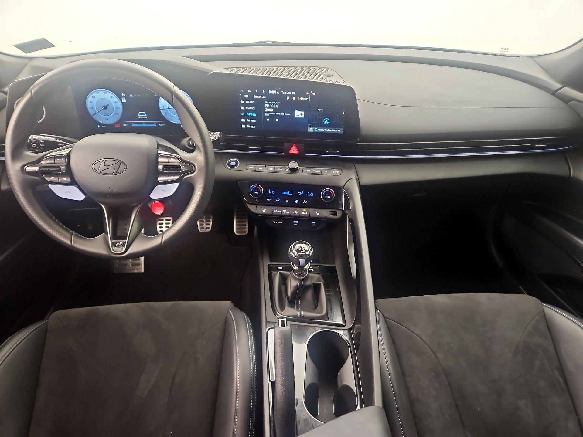 Thumbnail: 2025 Hyundai Elantra - 9