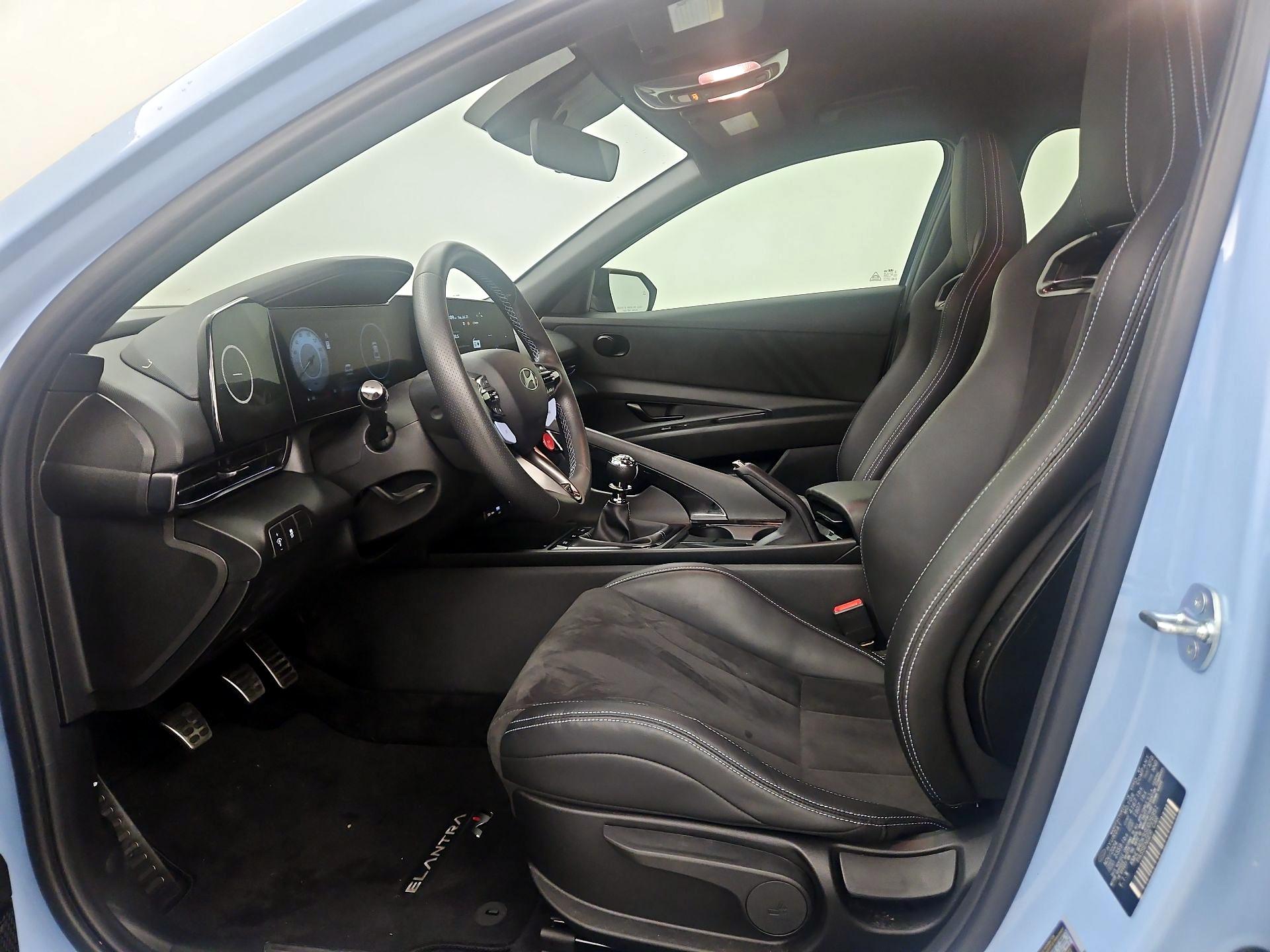 Thumbnail: 2025 Hyundai Elantra - 11