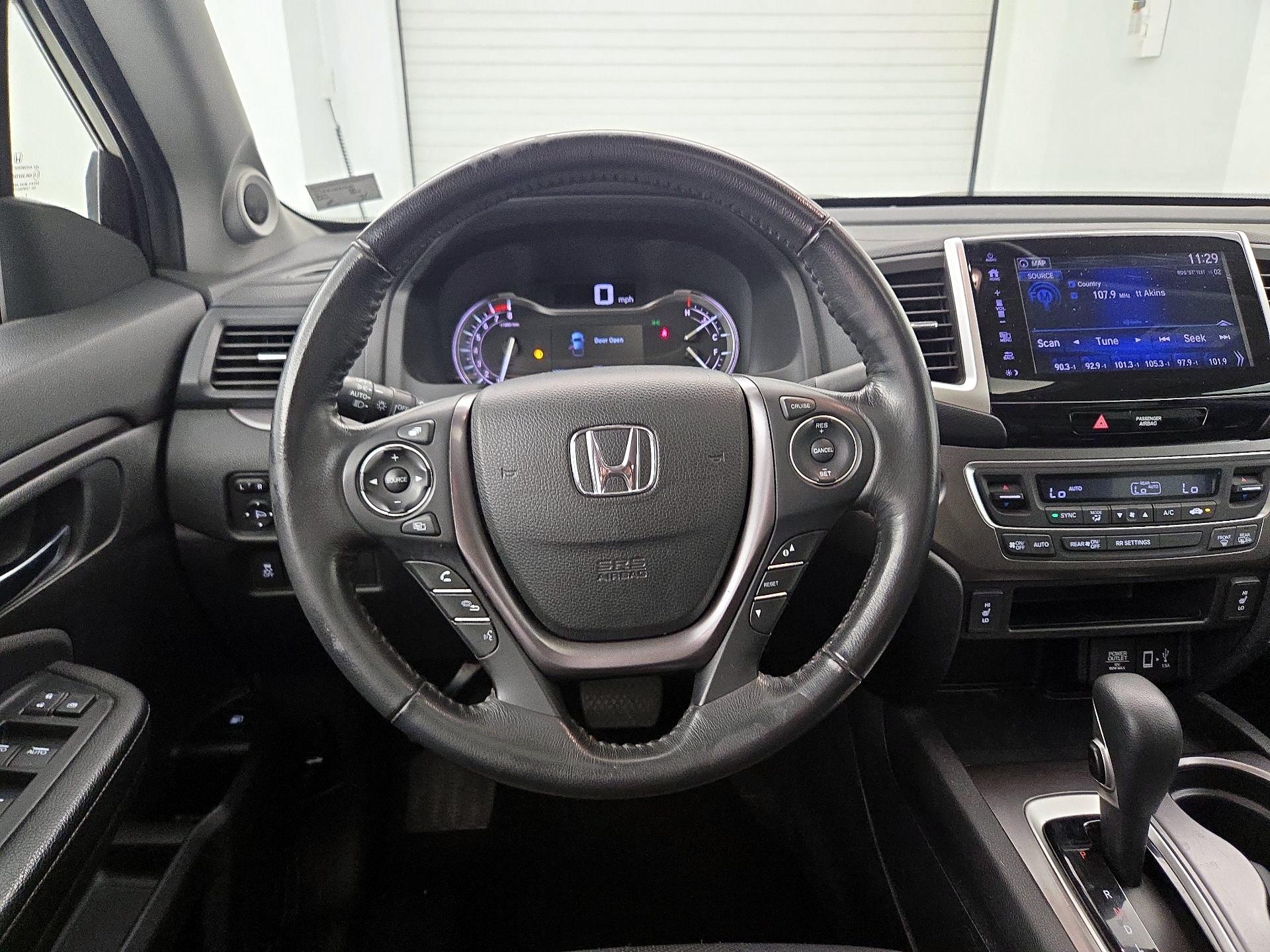 Thumbnail: 2019 Honda Ridgeline - 10