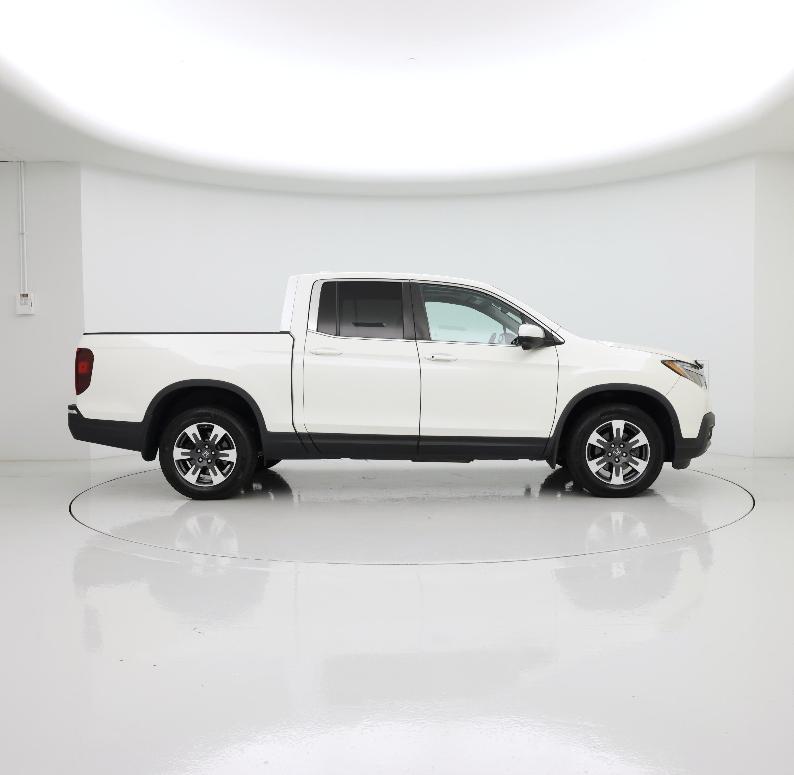 Thumbnail: 2019 Honda Ridgeline - 7